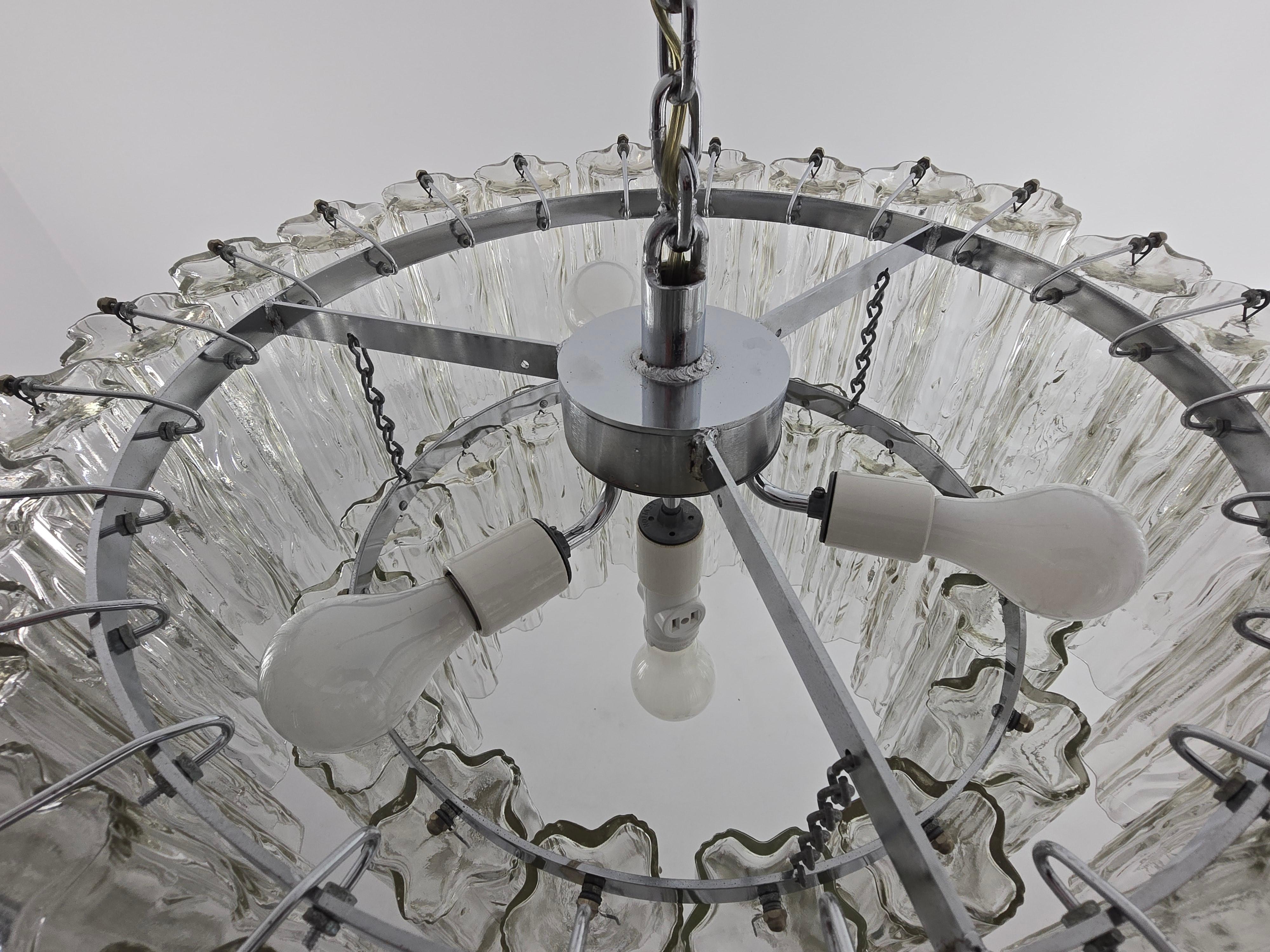 Originale degli anni '60  Grande lampadario a tubo di vetro a due piani di Venini Tronchi in vendita 5