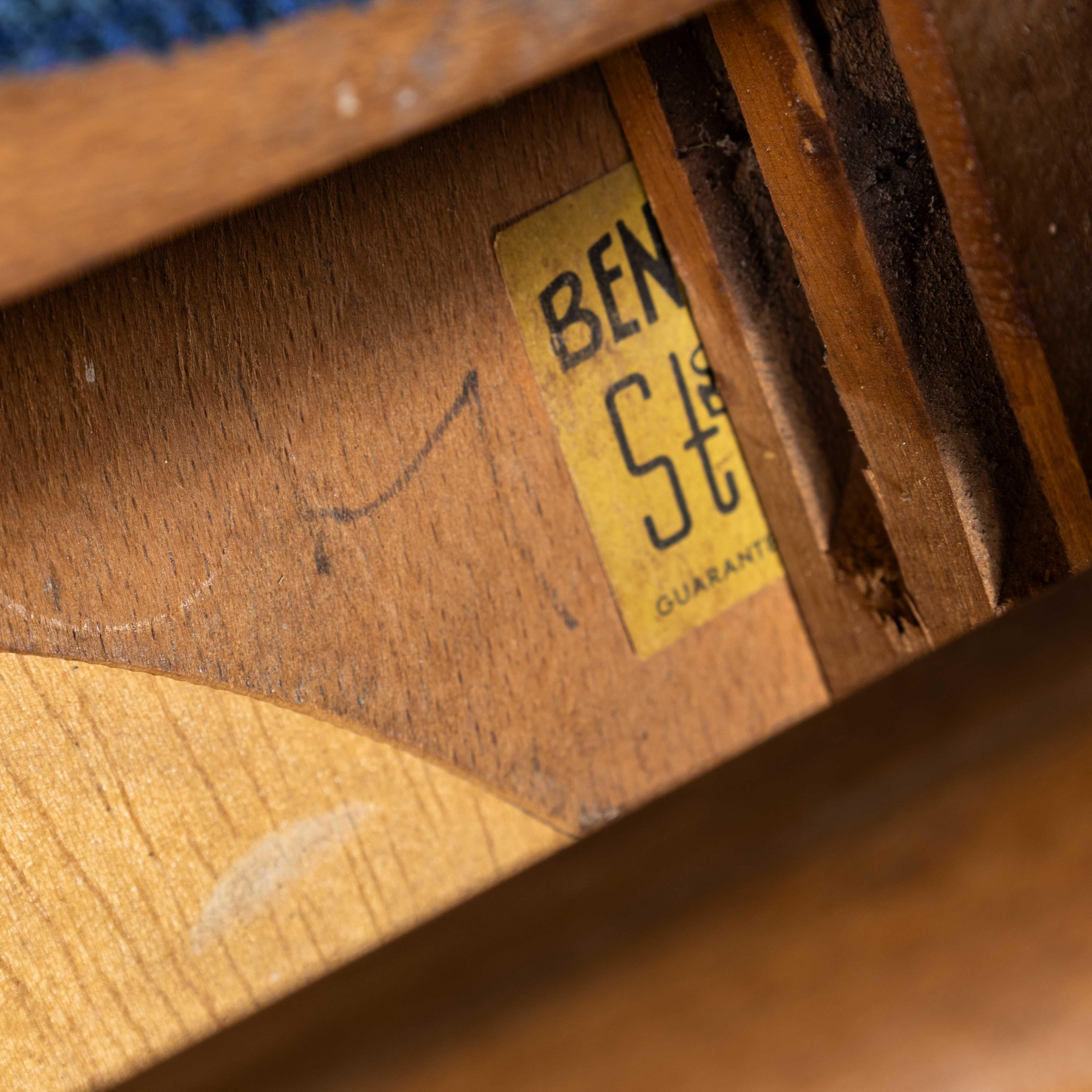 1960's Original gepolsterte Ben Chairs - Gute Menge verfügbar im Angebot 4