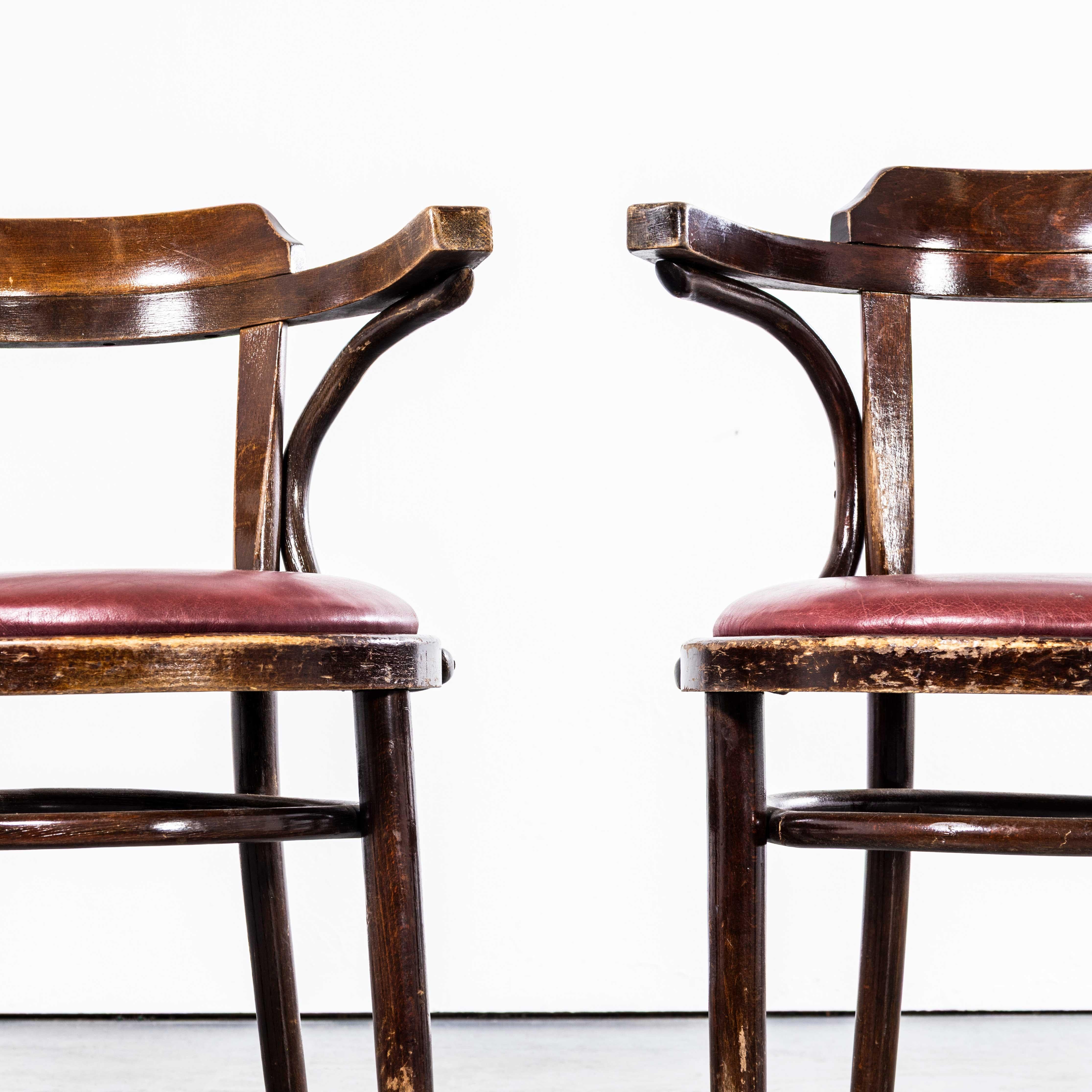 Bois cintré 1960's Original Vintage Bentwood Dining Armchairs - Open Back With Red Padded Se. en vente