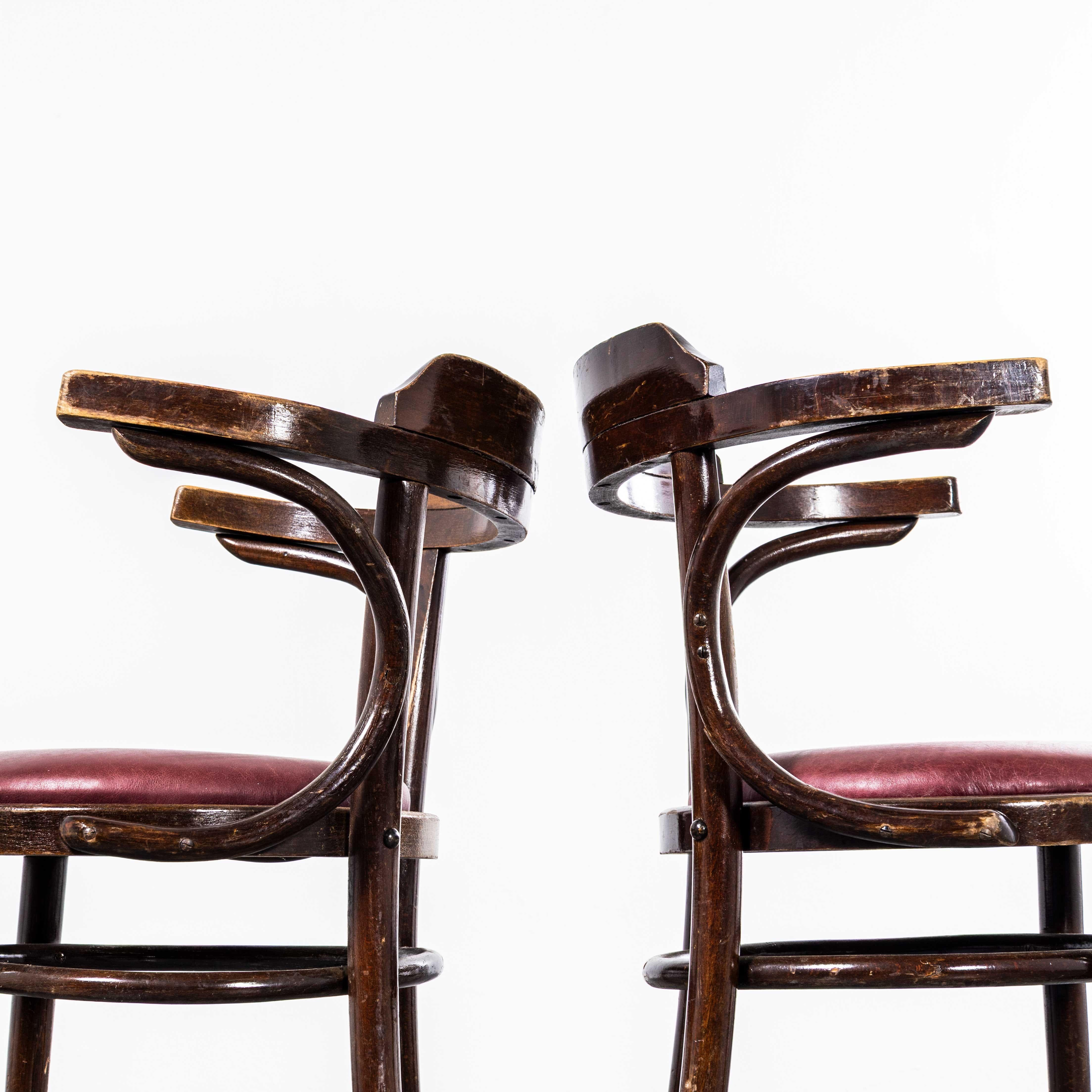 1960's Original Vintage Bentwood Dining Armchairs - Open Back With Red Padded Se. en vente 3