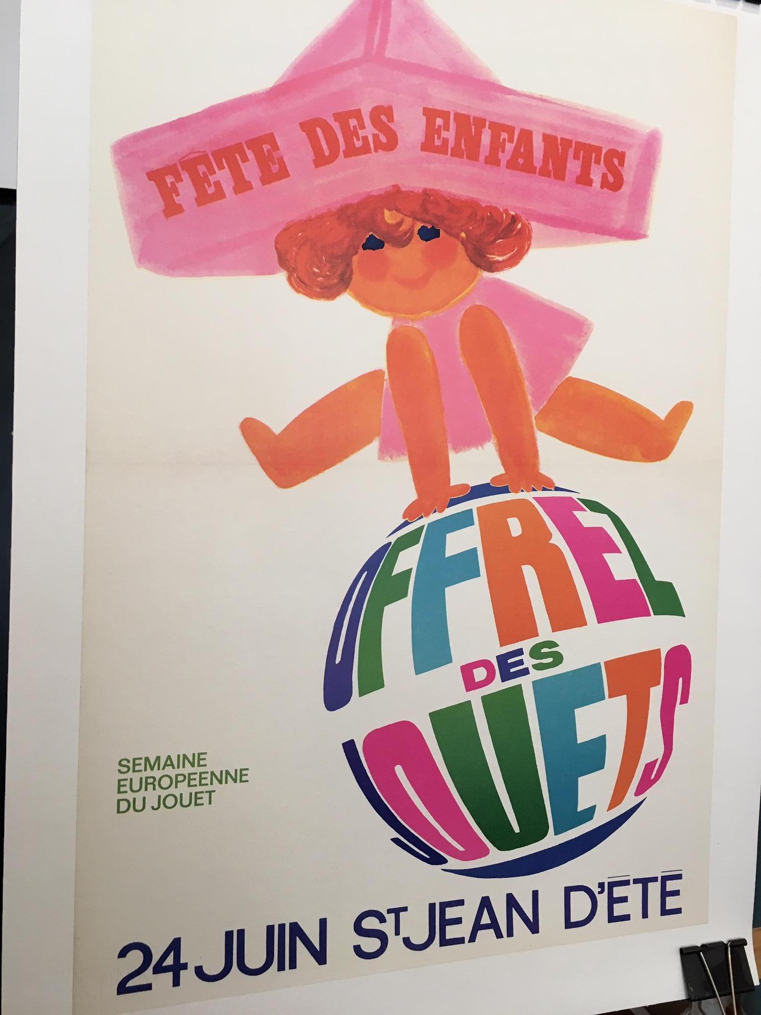 Original vintage French poster, 'Fete Des Enfants' by Raoul Eric Castel


Artist
Raoul Eric Castel

Condition
Good

Format
Linen backed

Dimensions
68 x 48 cm.