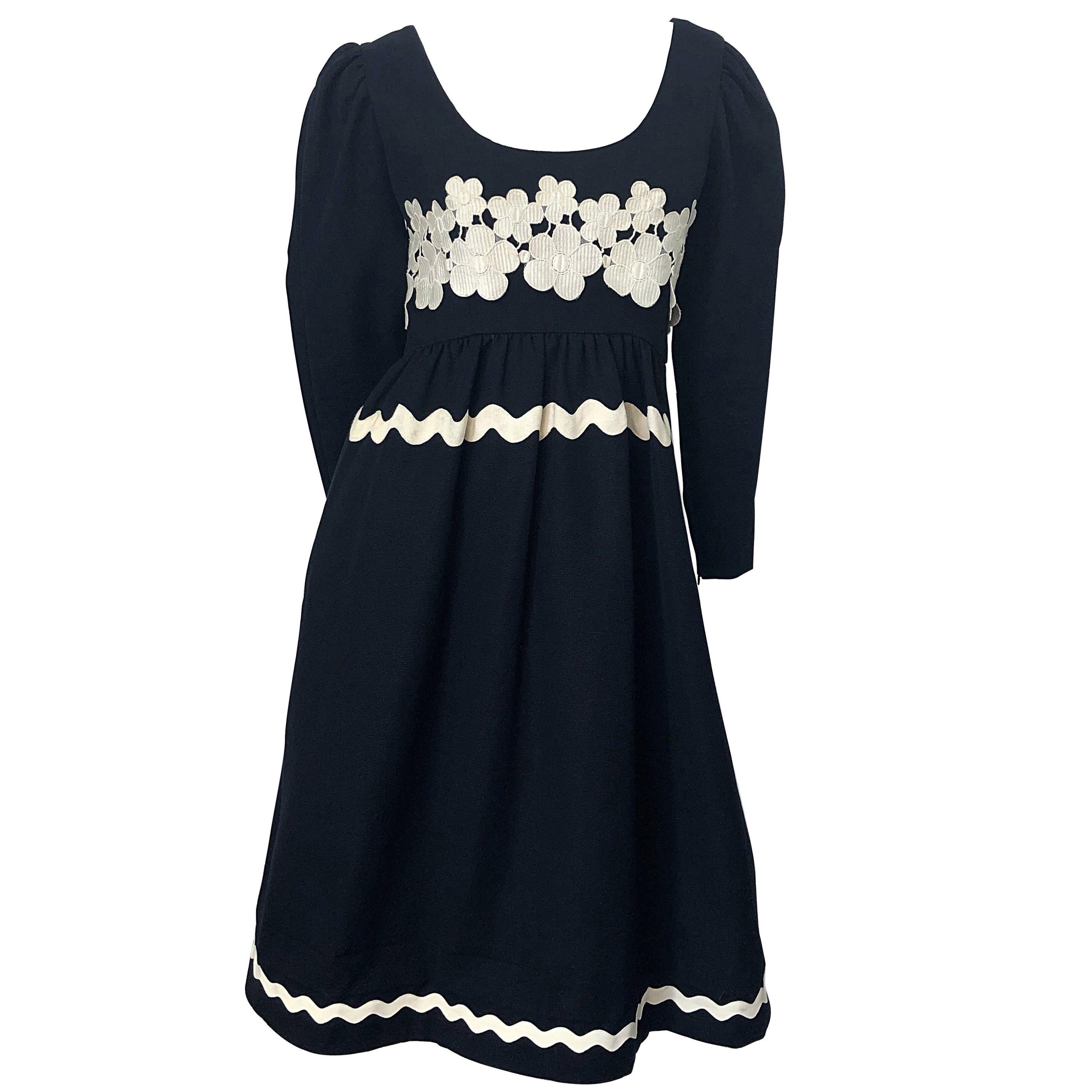 1960s Oscar de la Renta Black and White Embroidered Flower Rickrack 60s Dress For Sale