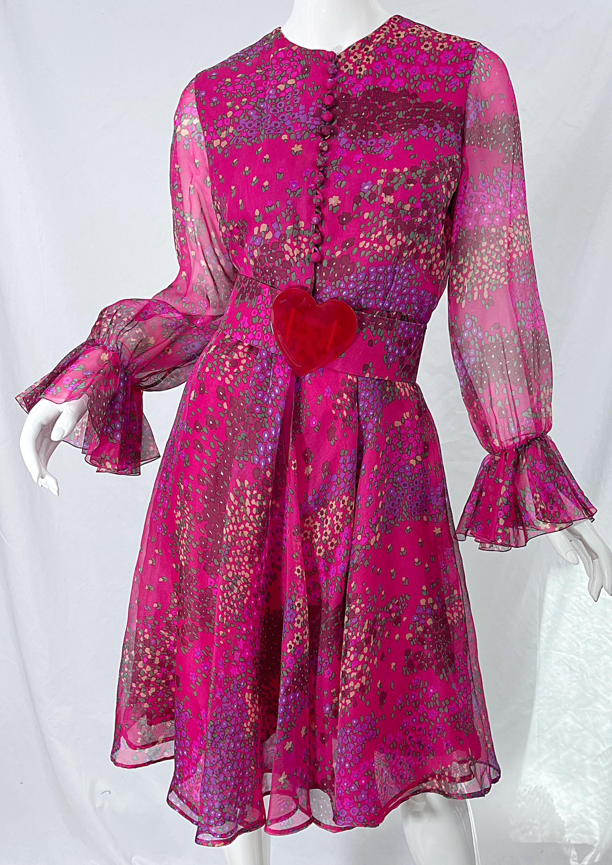 1960s Oscar de la Renta Pink Heart and Flower Print Vintage 60s Silk Dress For Sale 4