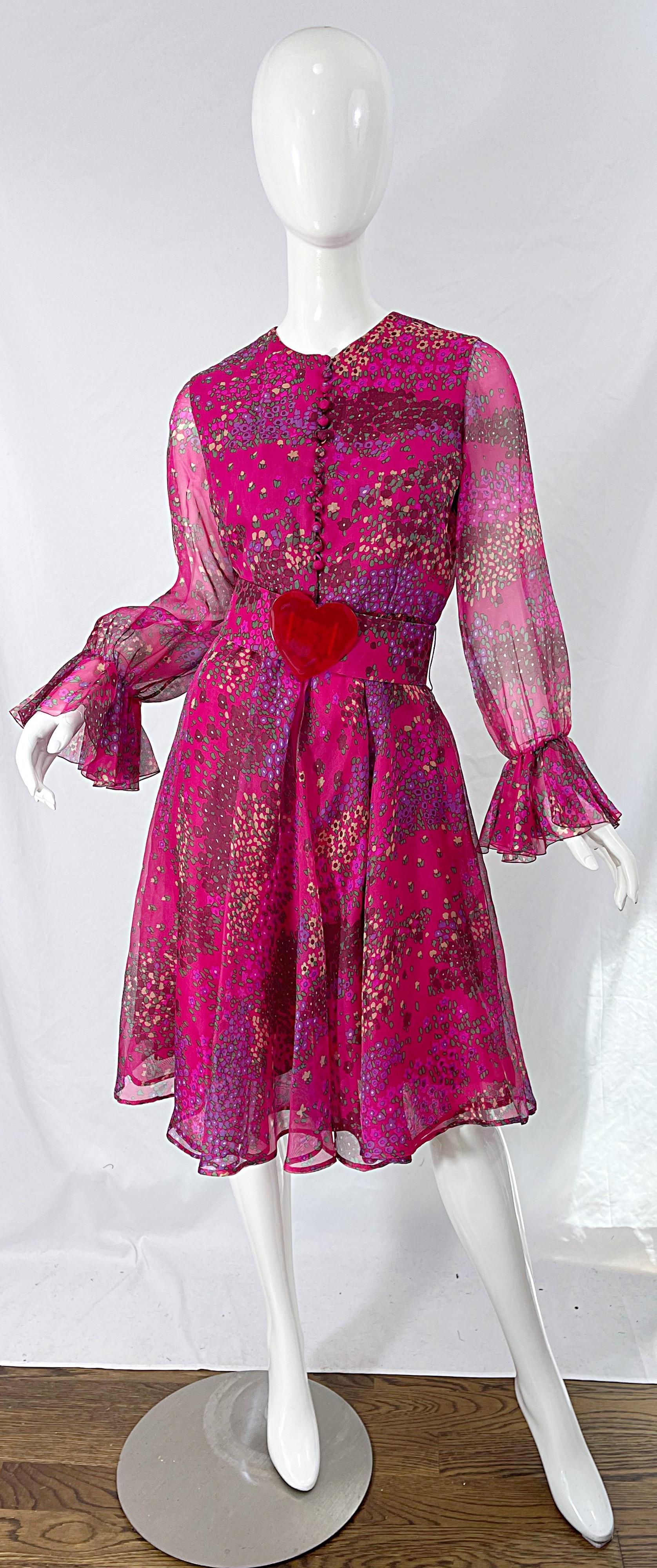 1960s Oscar de la Renta Pink Heart and Flower Print Vintage 60s Silk Dress For Sale 9