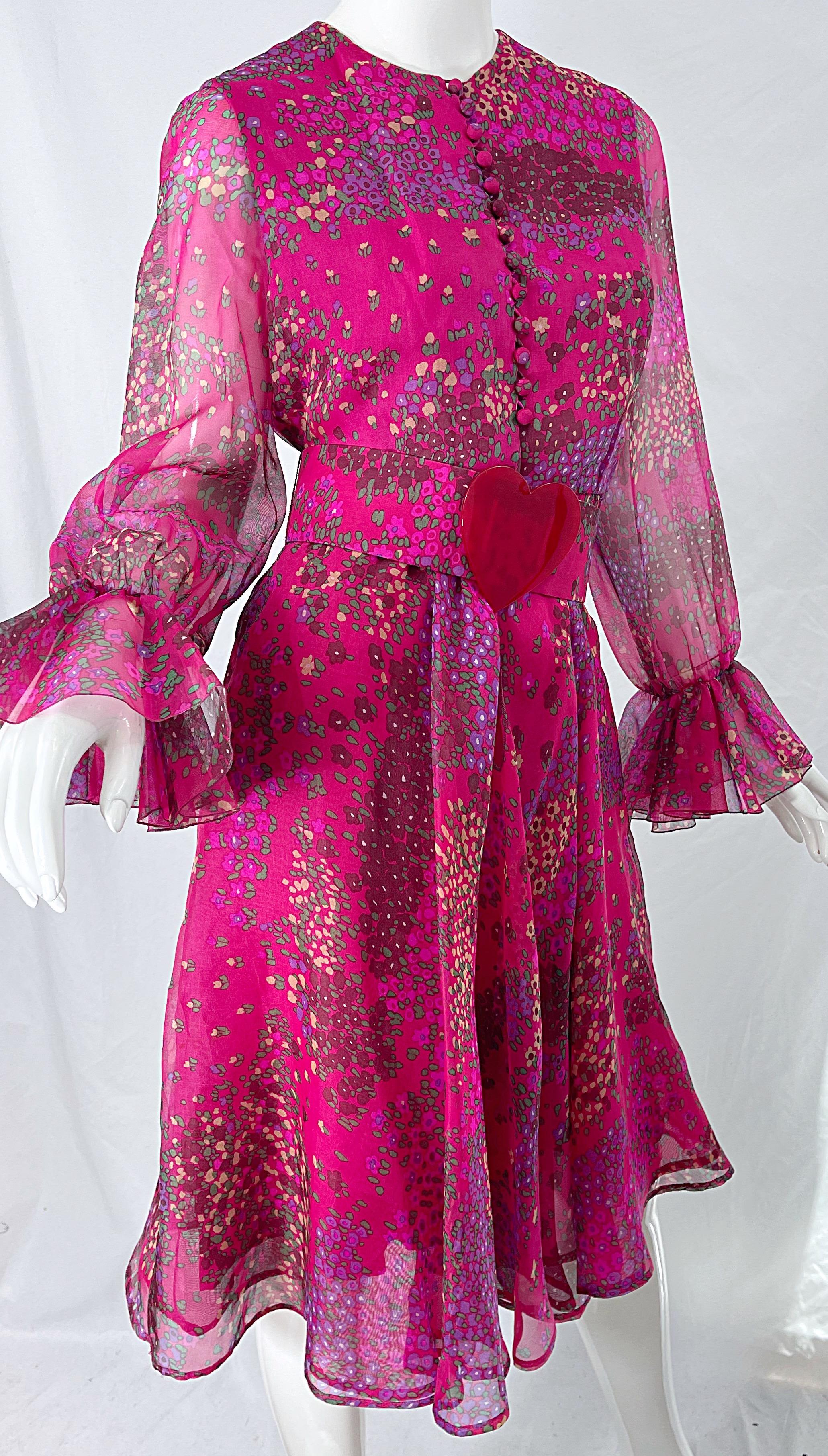 Women's 1960s Oscar de la Renta Pink Heart and Flower Print Vintage 60s Silk Dress For Sale