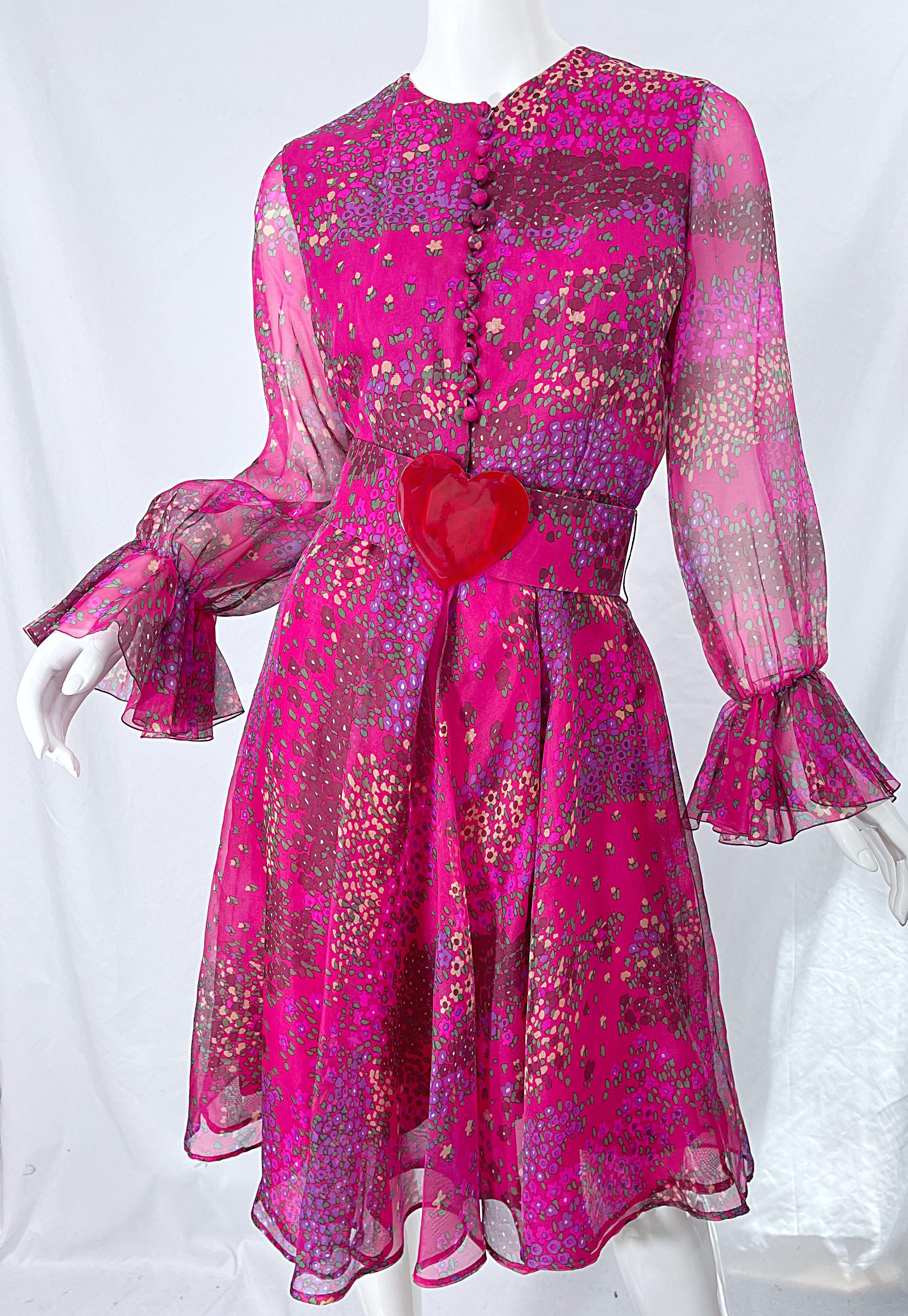1960s Oscar de la Renta Pink Heart and Flower Print Vintage 60s Silk Dress For Sale 2
