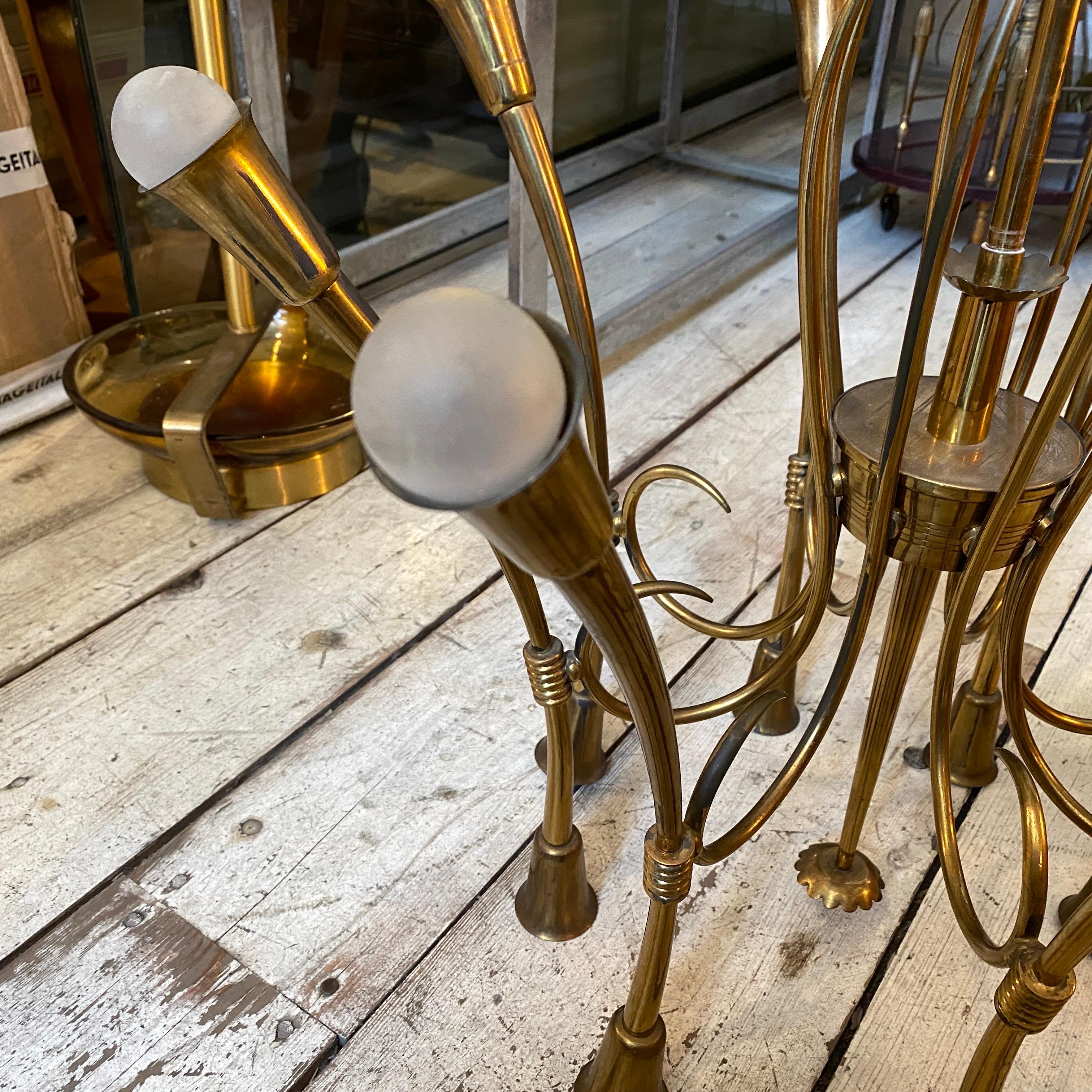 20th Century 1960s Oscar Torlasco Mid-Century Modern 16 Lights Brass Chandelier