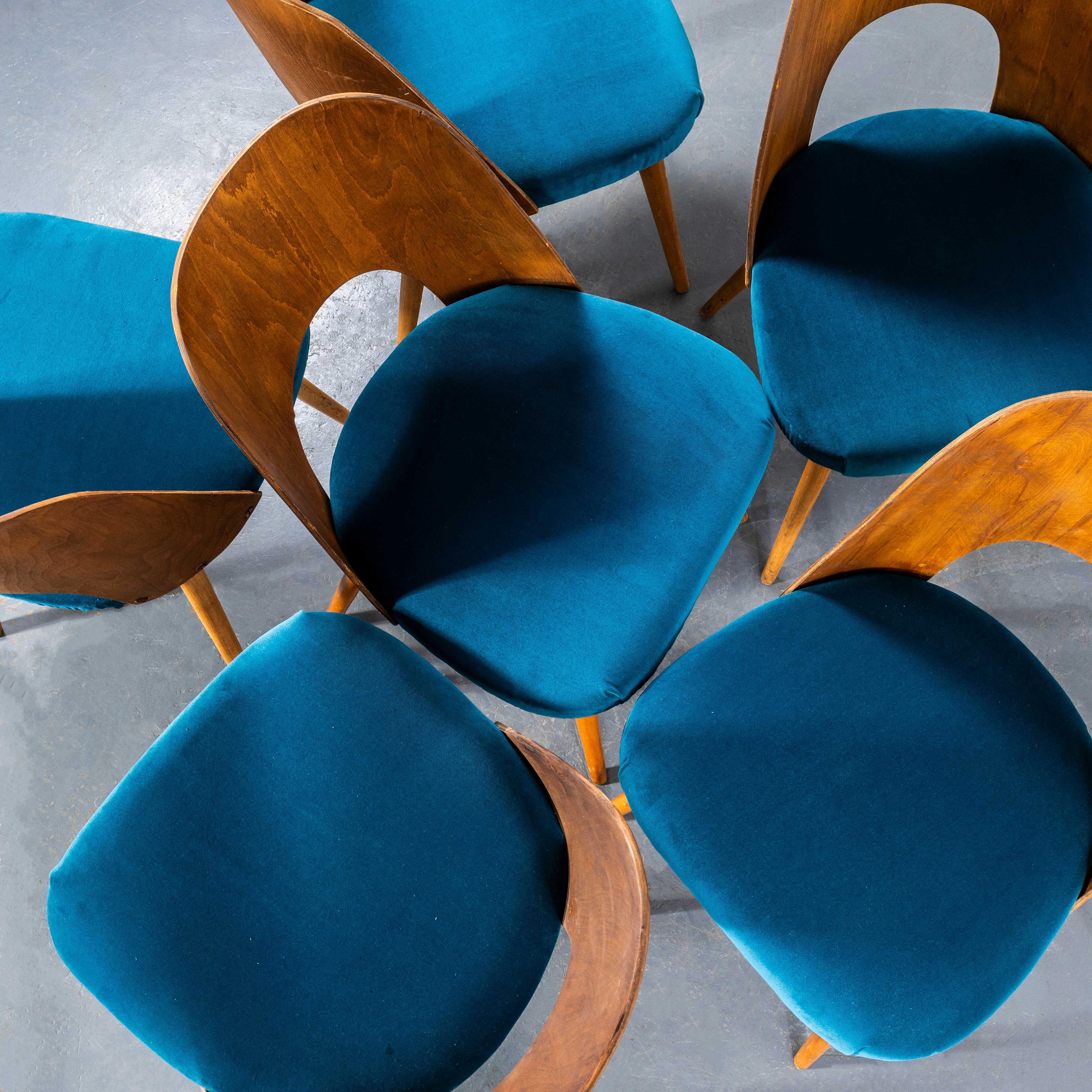 Tissu d'ameublement Chaises de salle à manger rembourrées Oswald Haerdtl des années 1960 - Lot de six en vente