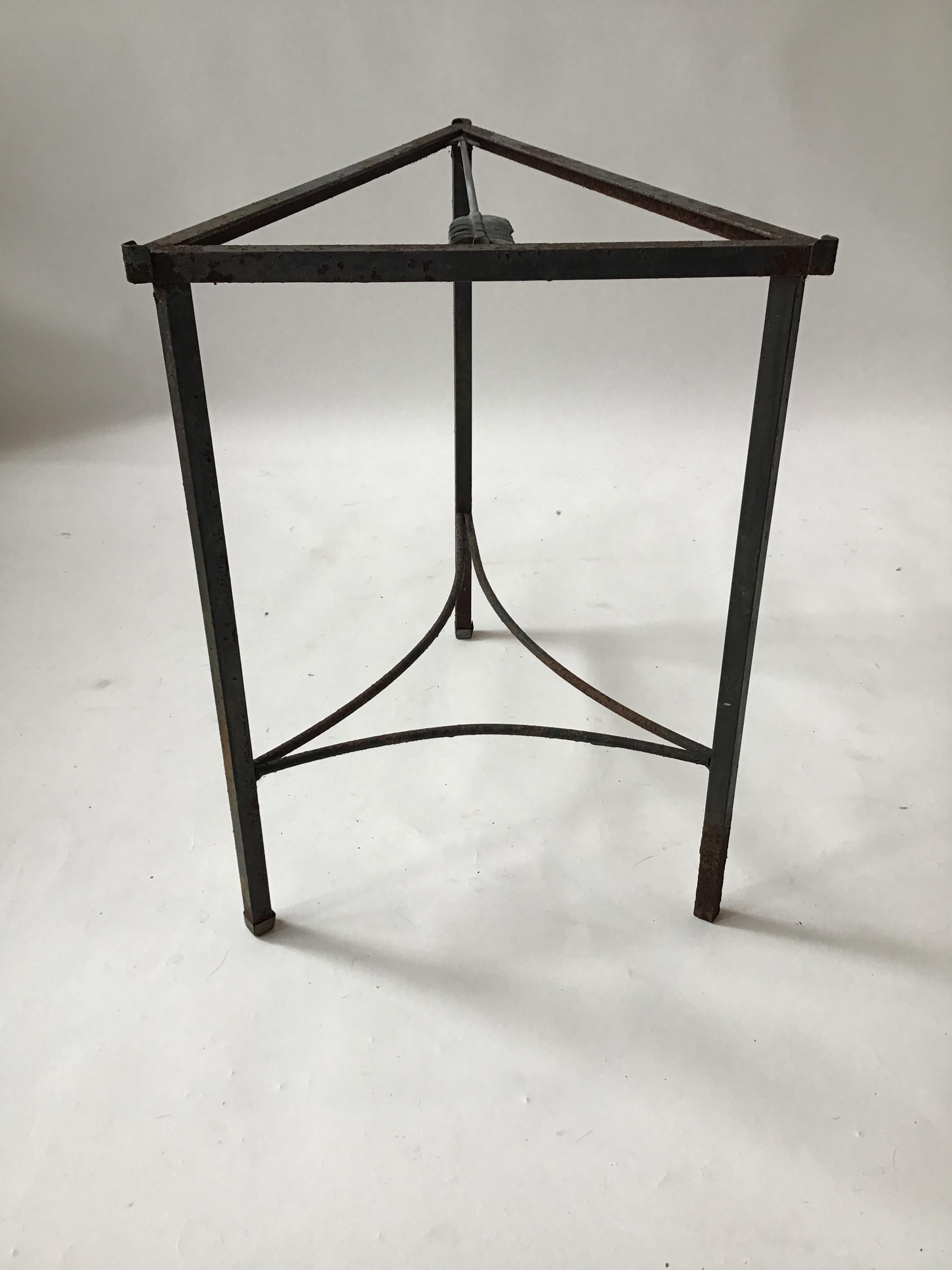 1960s Outdoor Iron Arrow Side Table For Sale 2