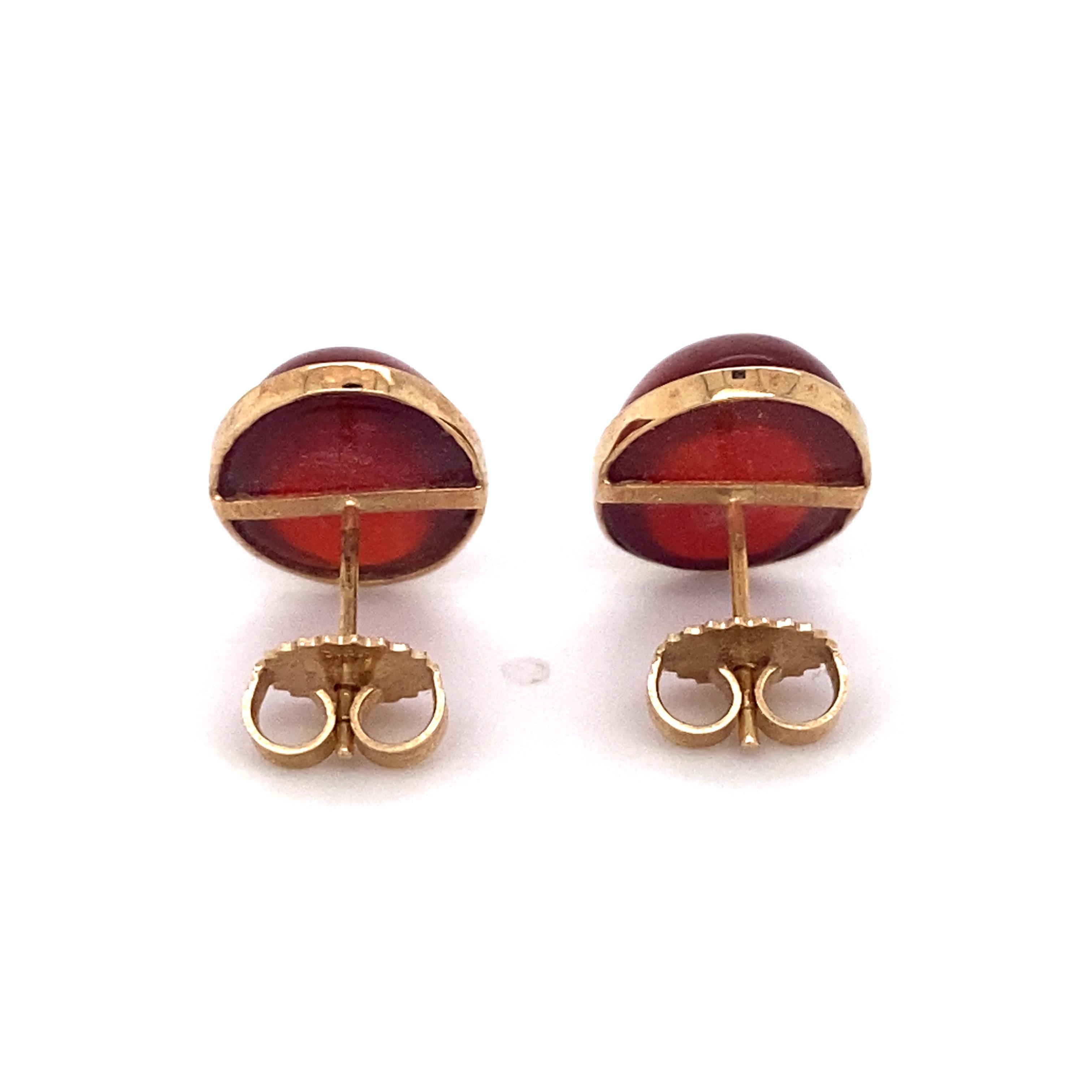 Cabochon 1960s Oval Carnelian Button Stud Earrings in 14 Karat Gold For Sale