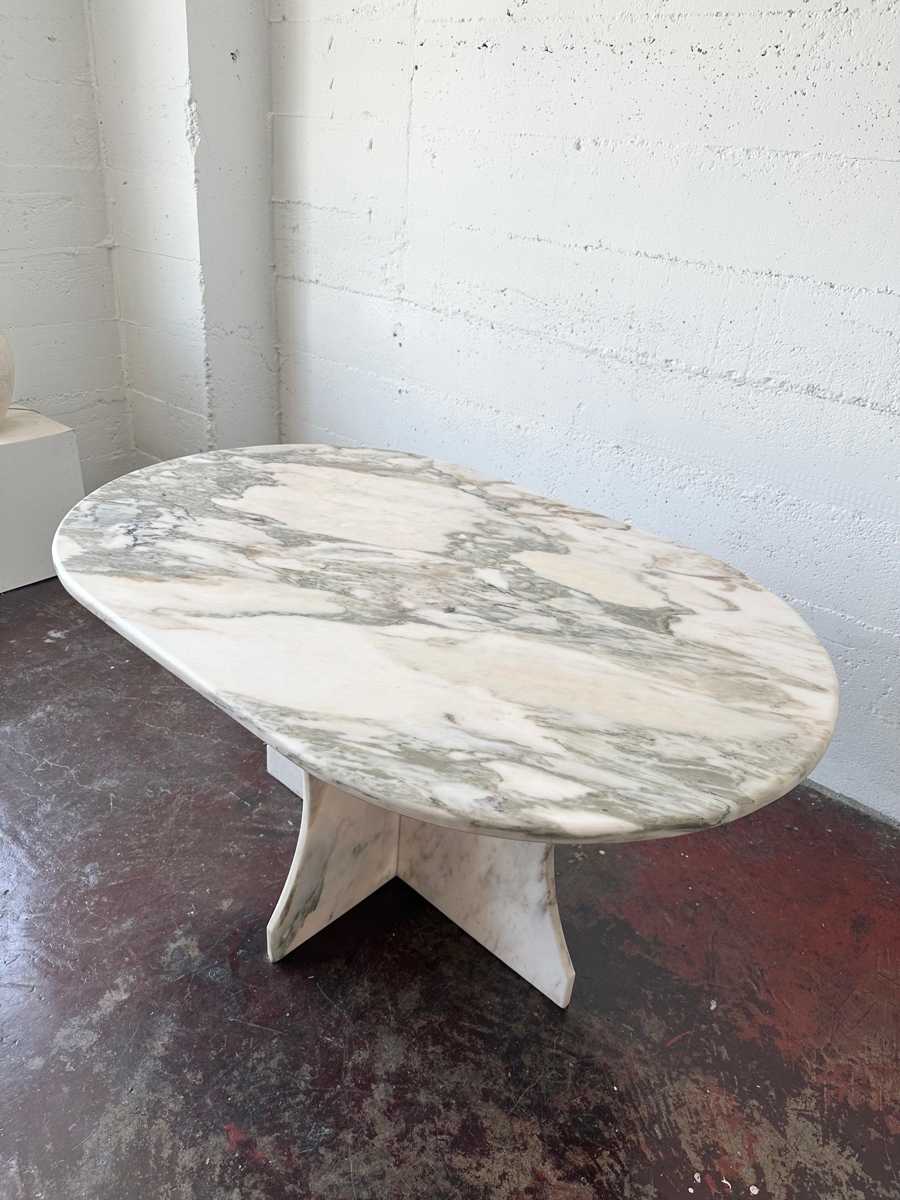 1960s Oval Italian Marble Dining Table For Sale 1