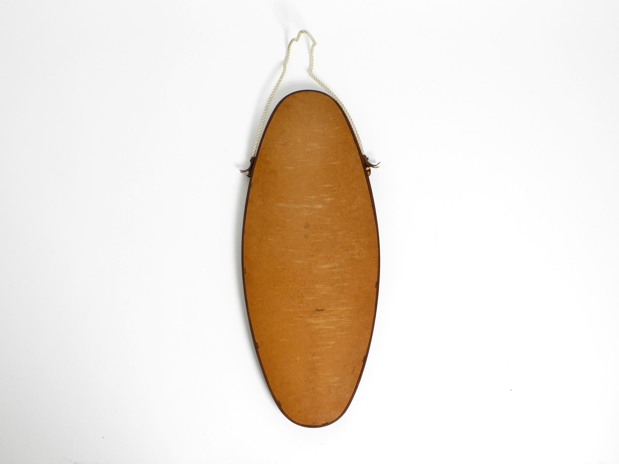 1960s oval large teak wall mirror with thick nylon rope  Made in Italy For Sale 3