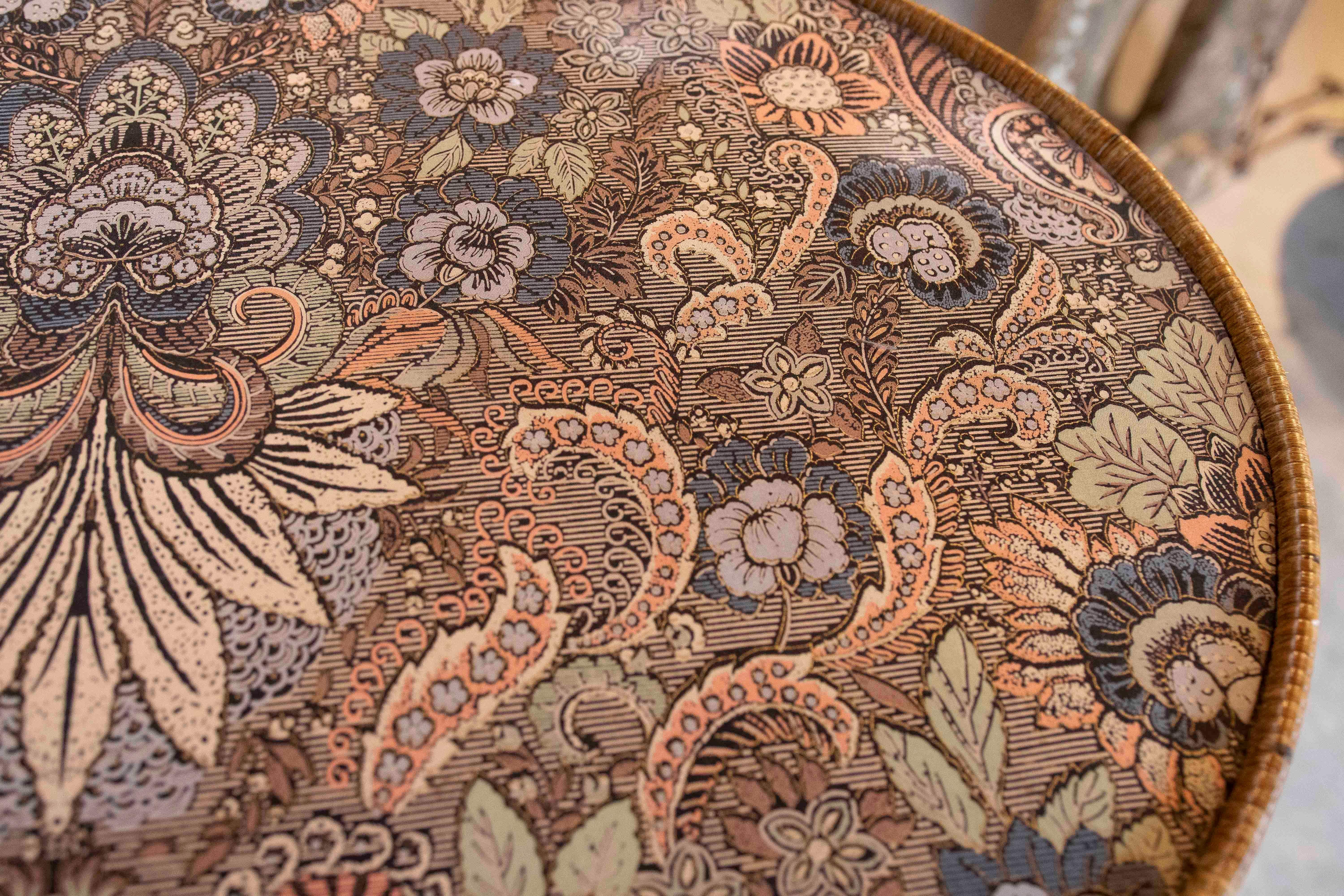 1960s Oval Wicker Side Table from the House “Manufacture Parisienne” 11