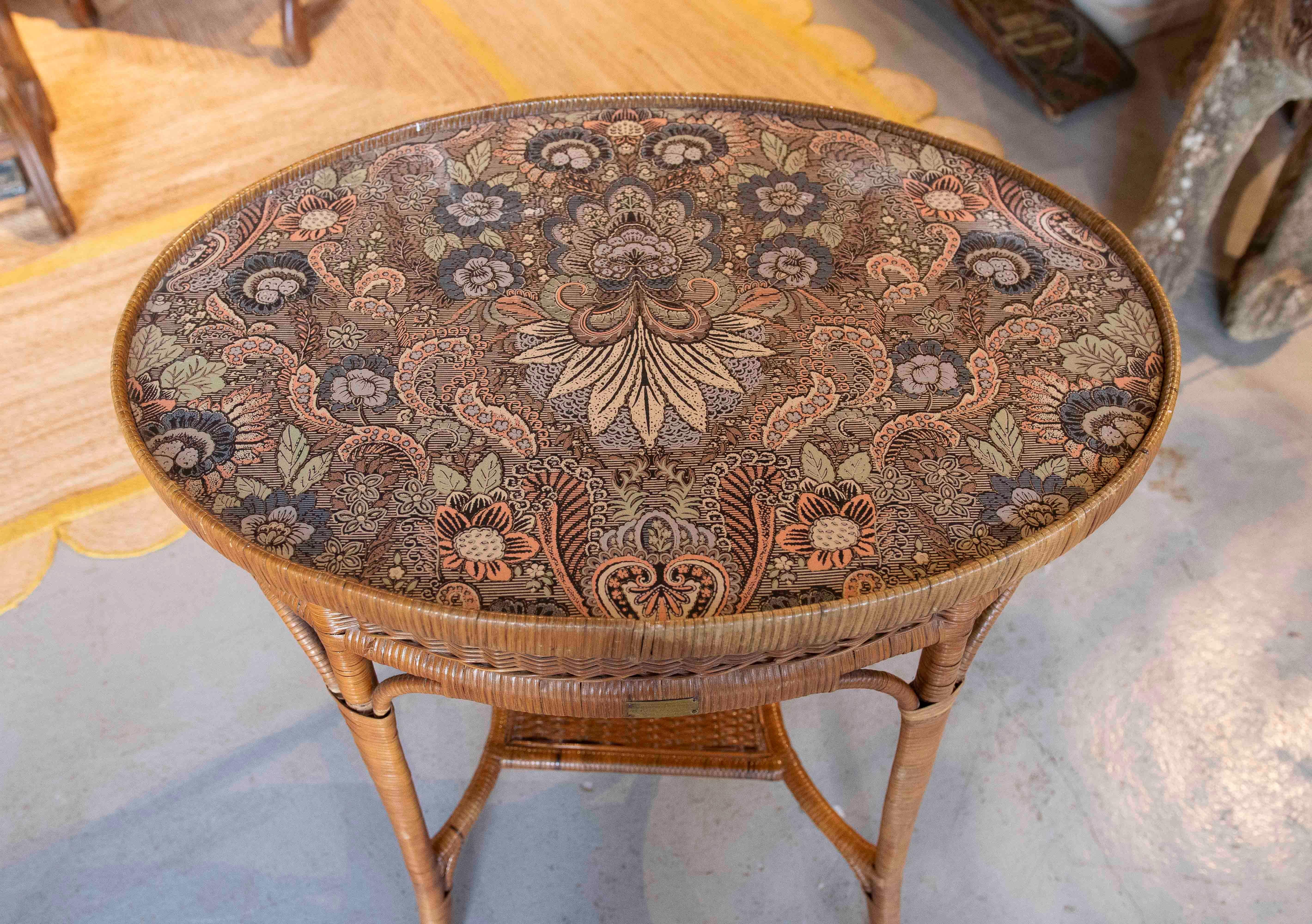 1960s Oval Wicker Side Table from the House “Manufacture Parisienne” 3