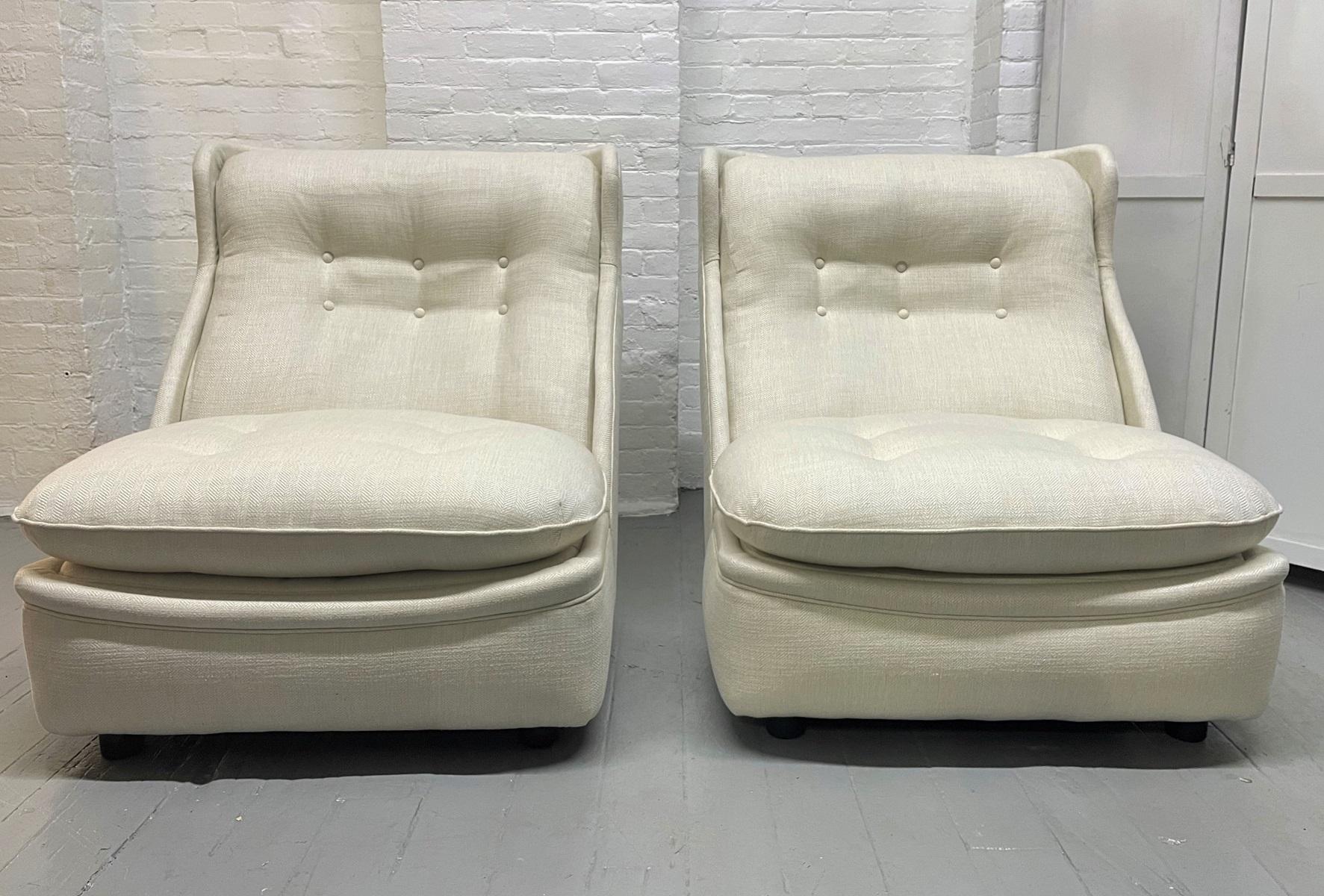 Mid-Century Modern Paire de chaises longues surdimensionnées des années 1960 en vente