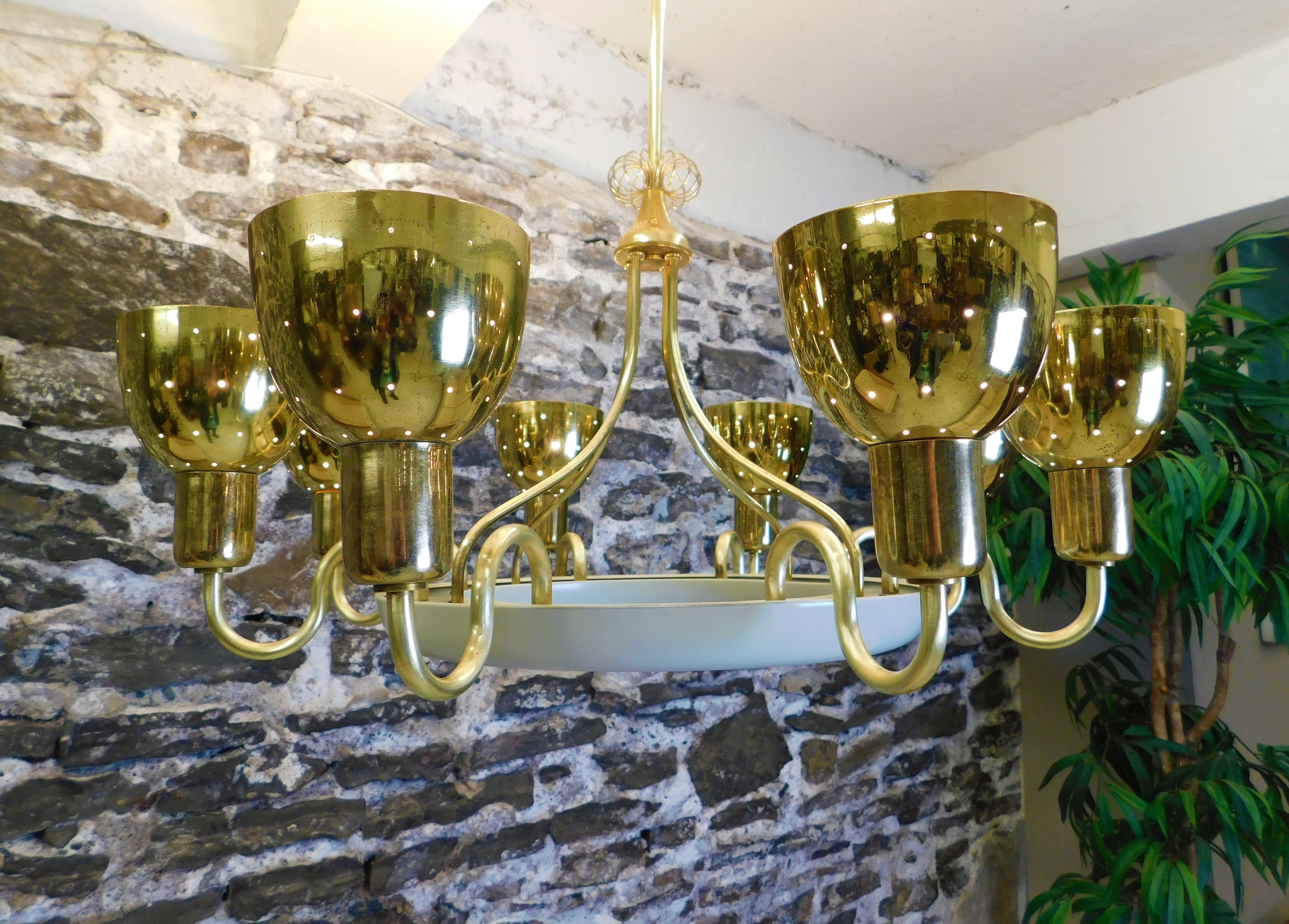 1960s Paavo Tynell Attributed Brass Chandelier Finnish Mid-Century Modern  For Sale 6