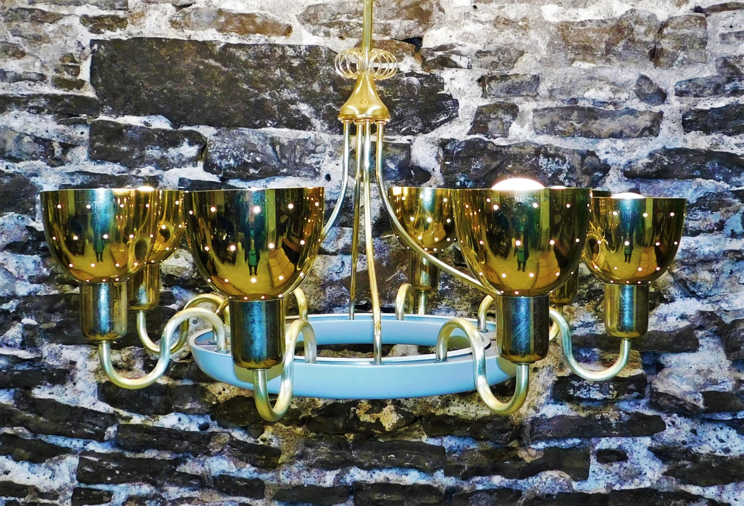 1960s Paavo Tynell Attributed Brass Chandelier Finnish Mid-Century Modern  For Sale 7