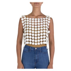 PACO RABANNE DEGLI ANNI '60  Stile Top in plastica bianca a forma di cerchio con catenella