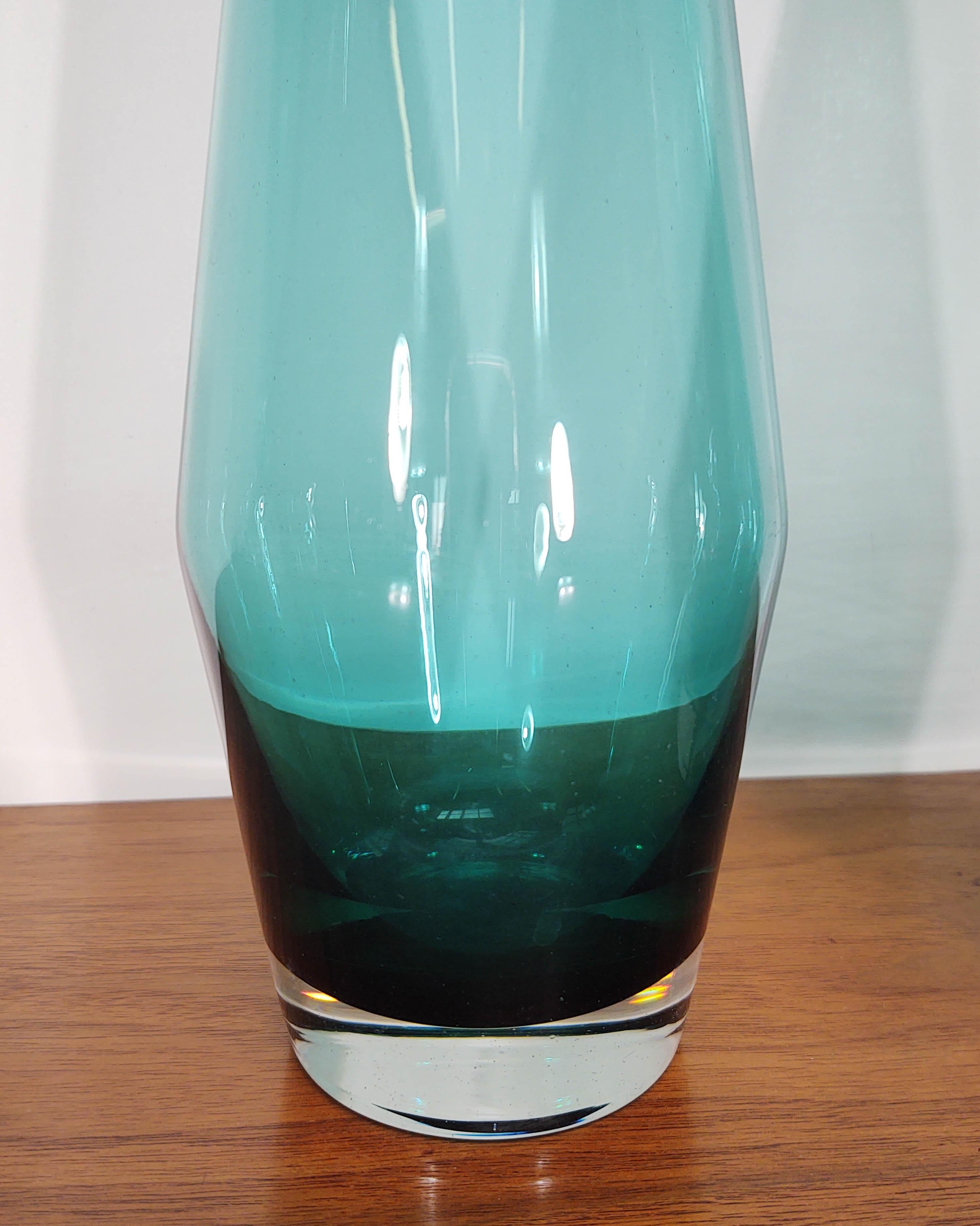 Finnish 1960s Pair '2' of Tapered Teal Vases by Riihimaen Lasi by Tamara Aladin For Sale