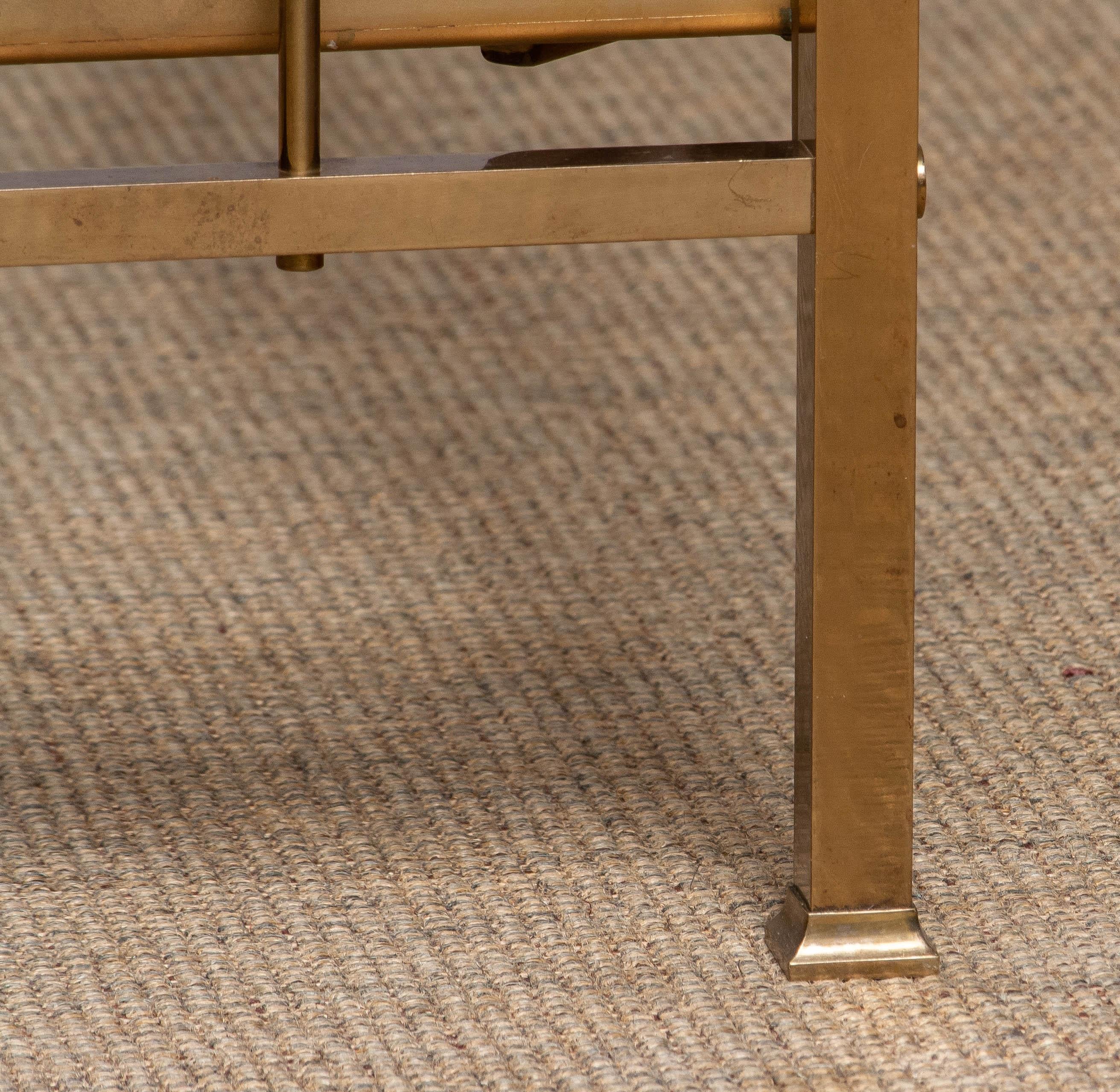 1960, Paire de grands cadres de lit en laiton français avec support de fondation 41 x 83 pouces en vente 2