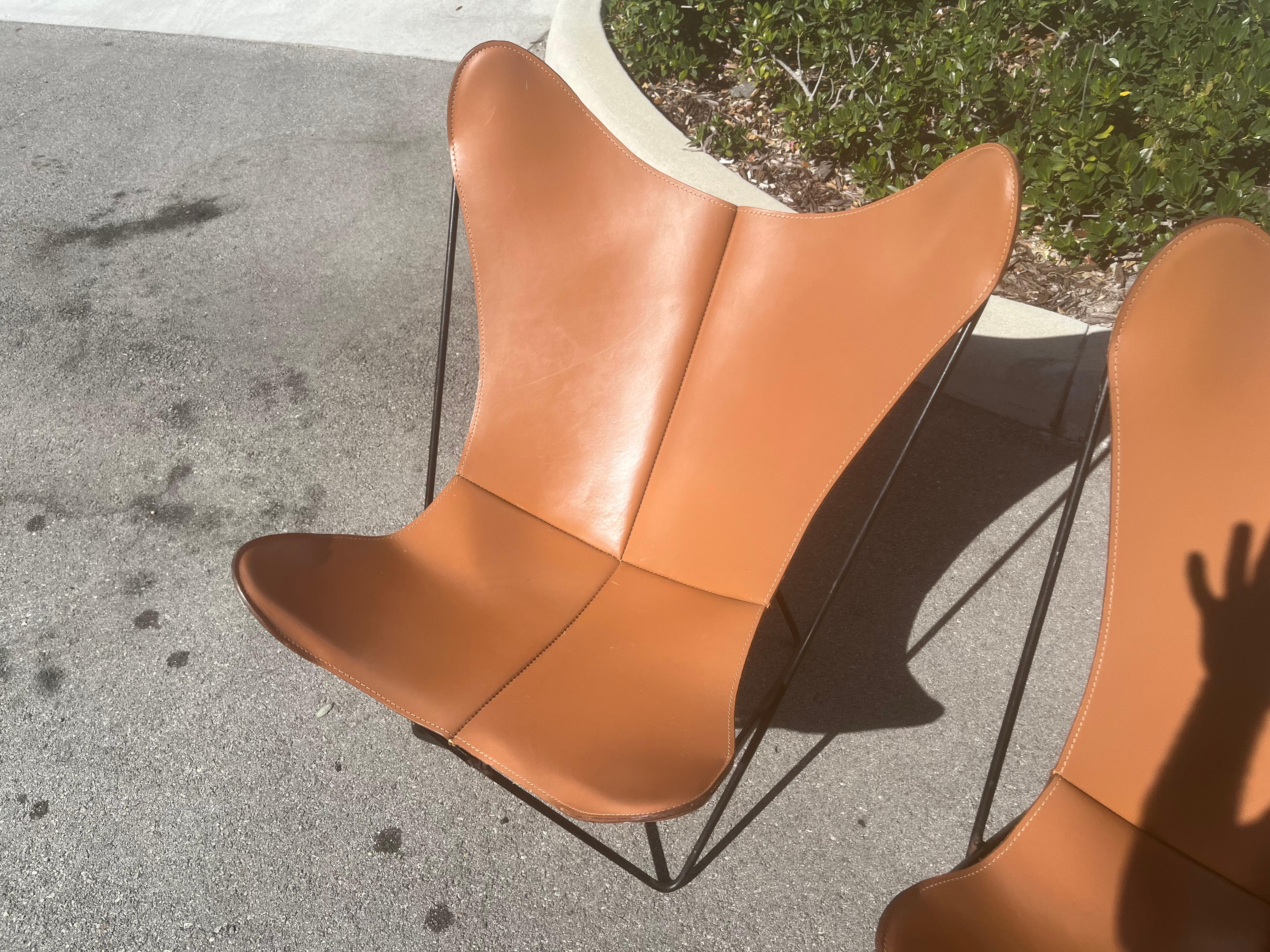 1960s Pair Leather Butterfly Chairs Jorge Ferrari Hardoy Bonet and Kurchan Knoll For Sale 12