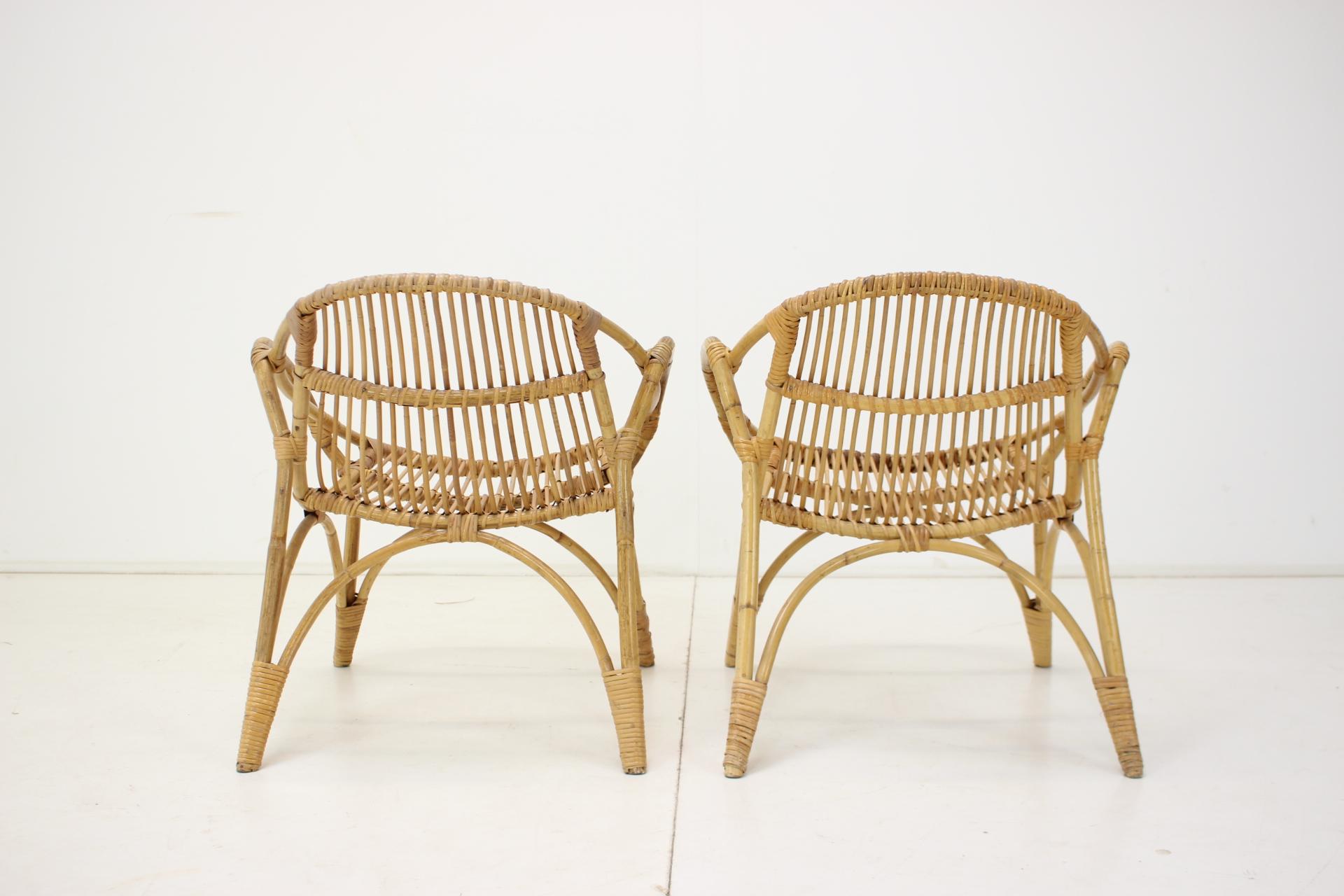 1960s Pair of Alan Fuchs Rattan Lounge Chairs, Czechoslovakia In Good Condition For Sale In Praha, CZ