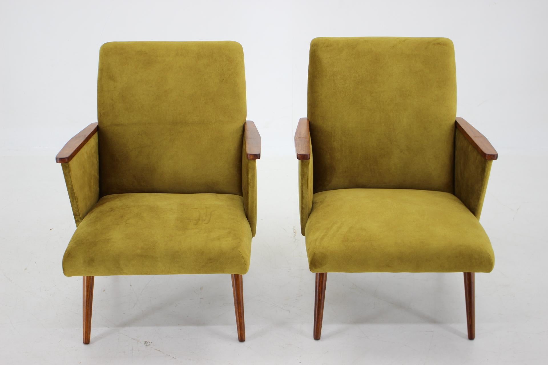 1960s Pair of Armchairs, Czechoslovakia In Good Condition In Praha, CZ