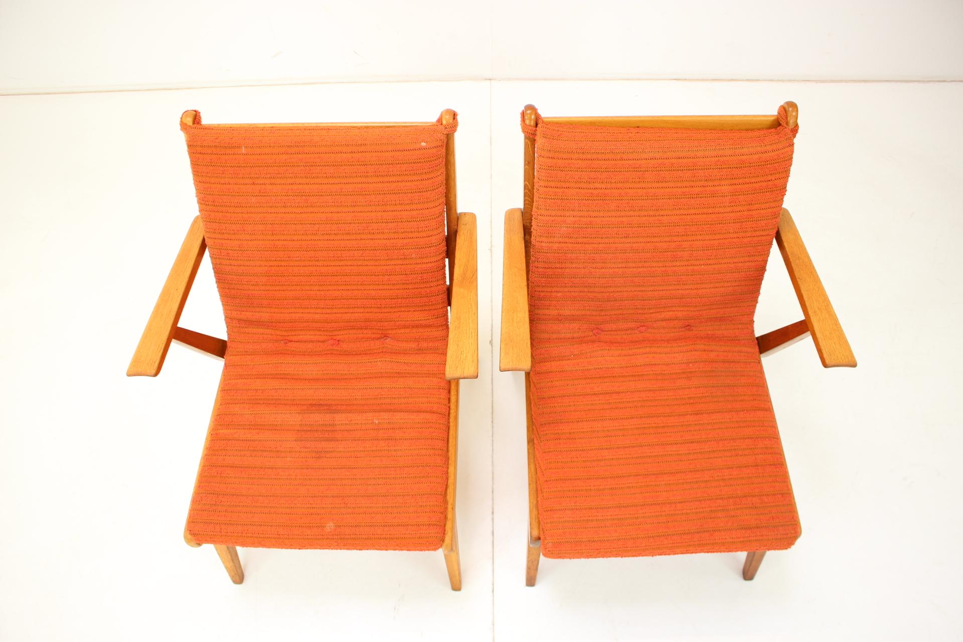 1960s Pair of Armchairs, Czechoslovakia In Good Condition For Sale In Praha, CZ