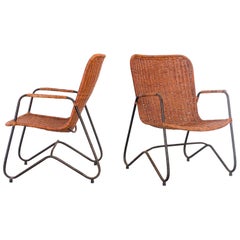 Paire de fauteuils en fer et roseau des années 1960, style brésilien moderne du milieu du siècle dernier