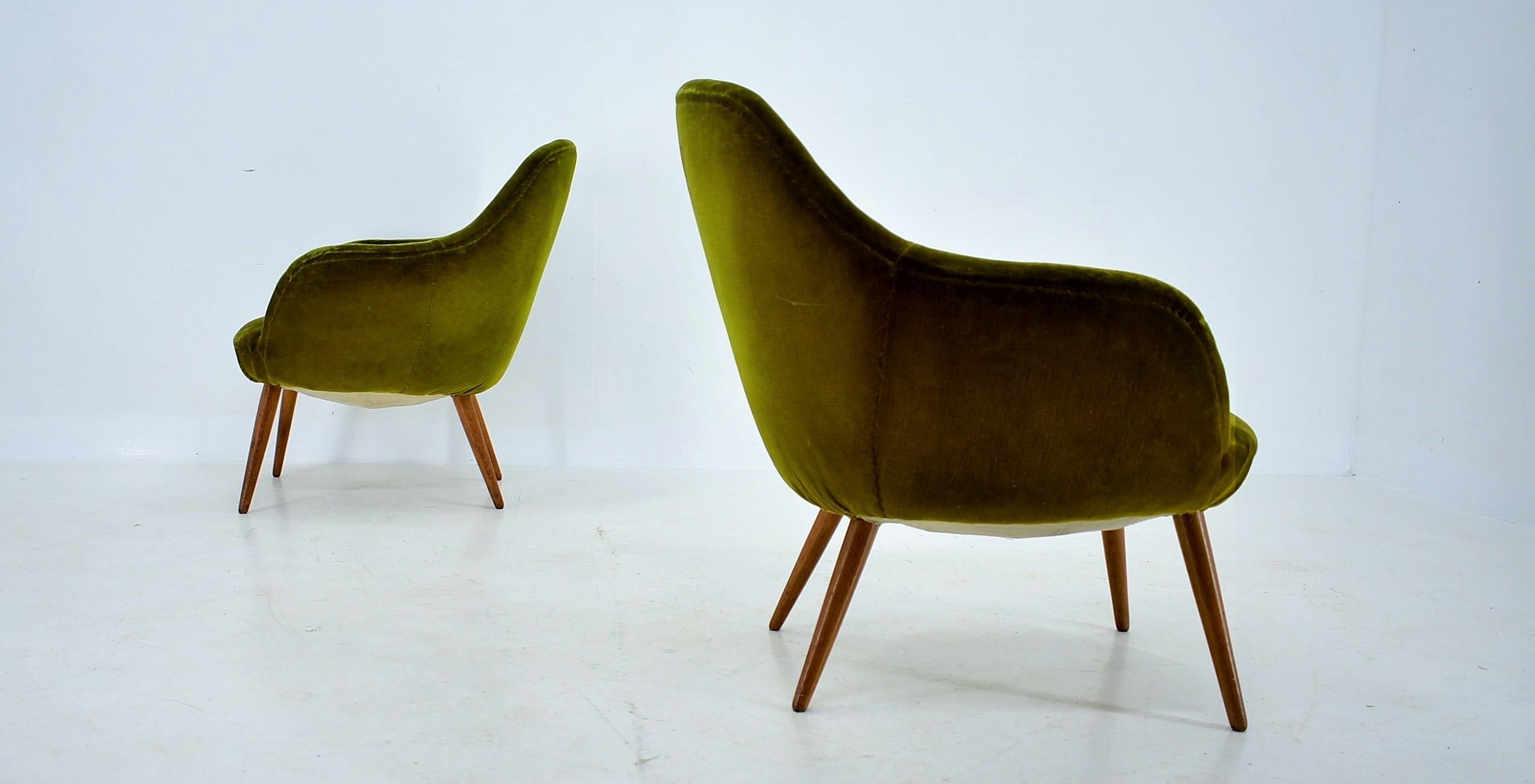 Mid-Century Modern 1960s Pair of Armchairs, Italy