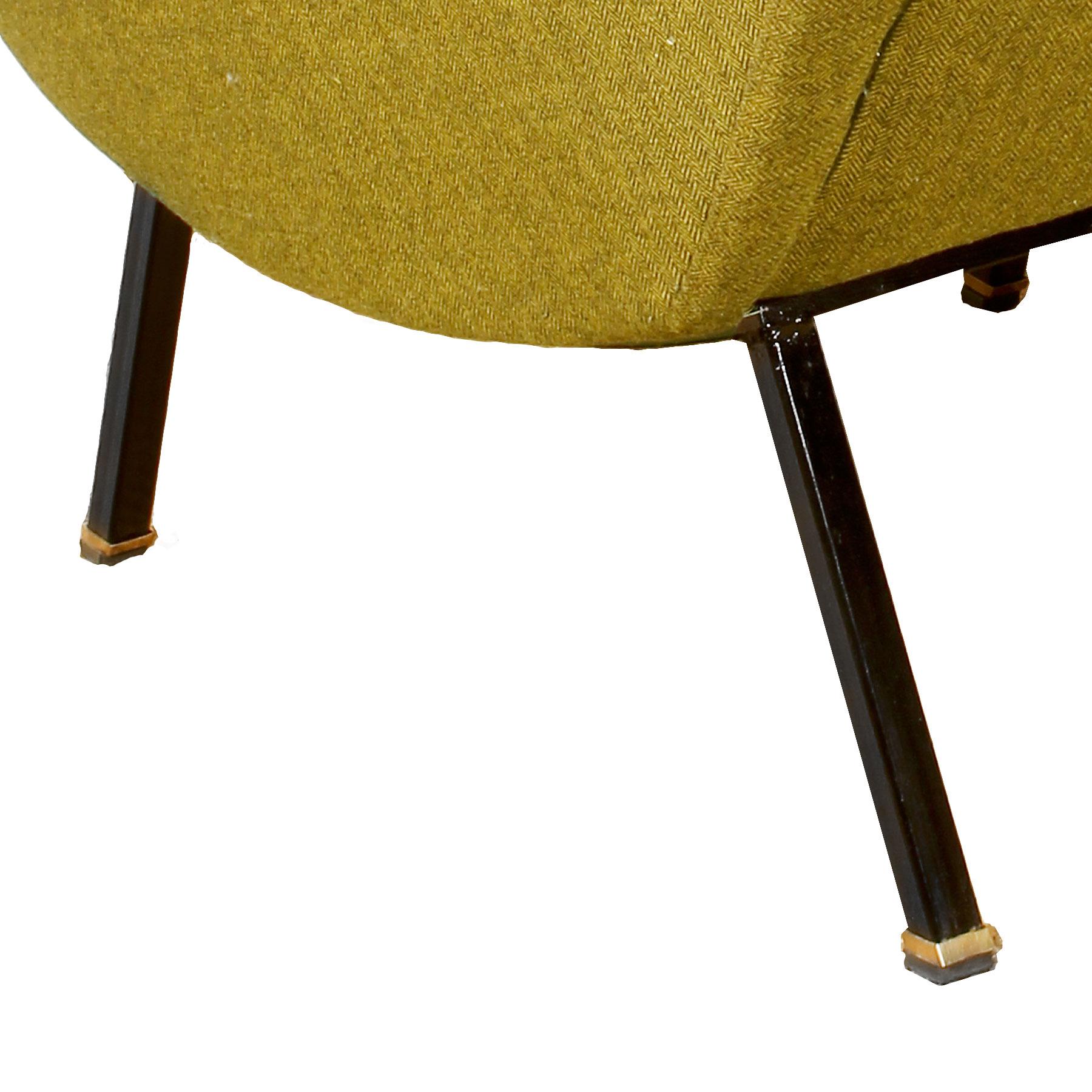 Pair of Mid-Century Modern Armchairs in New Mottled Yellow Fabric - Italy, 1960s For Sale 4