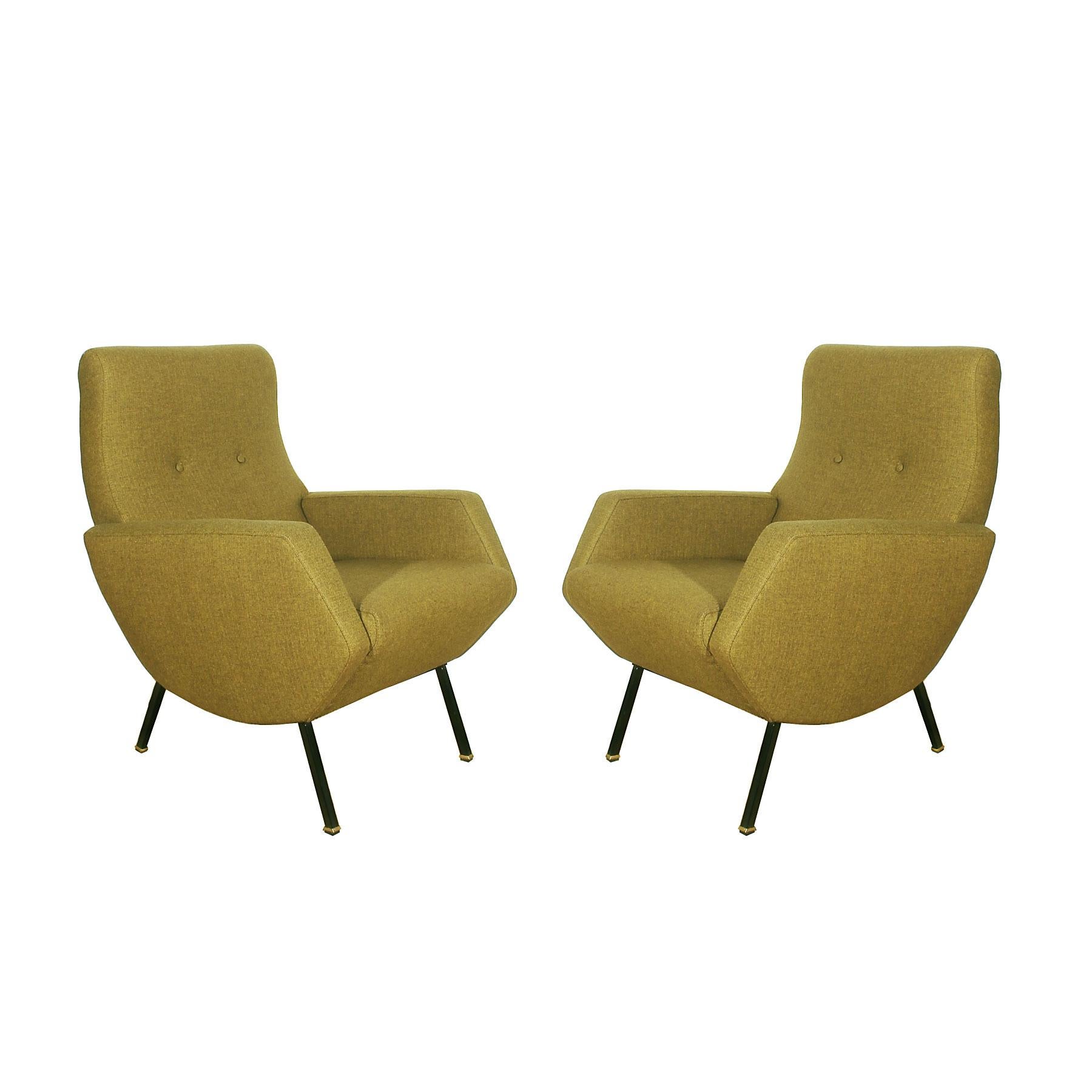 Pair of armchairs, completely restored, new mottled yellow fabric upholstery, black lacquered wrought iron stands, brass accessories, 
Italy, circa 1960.