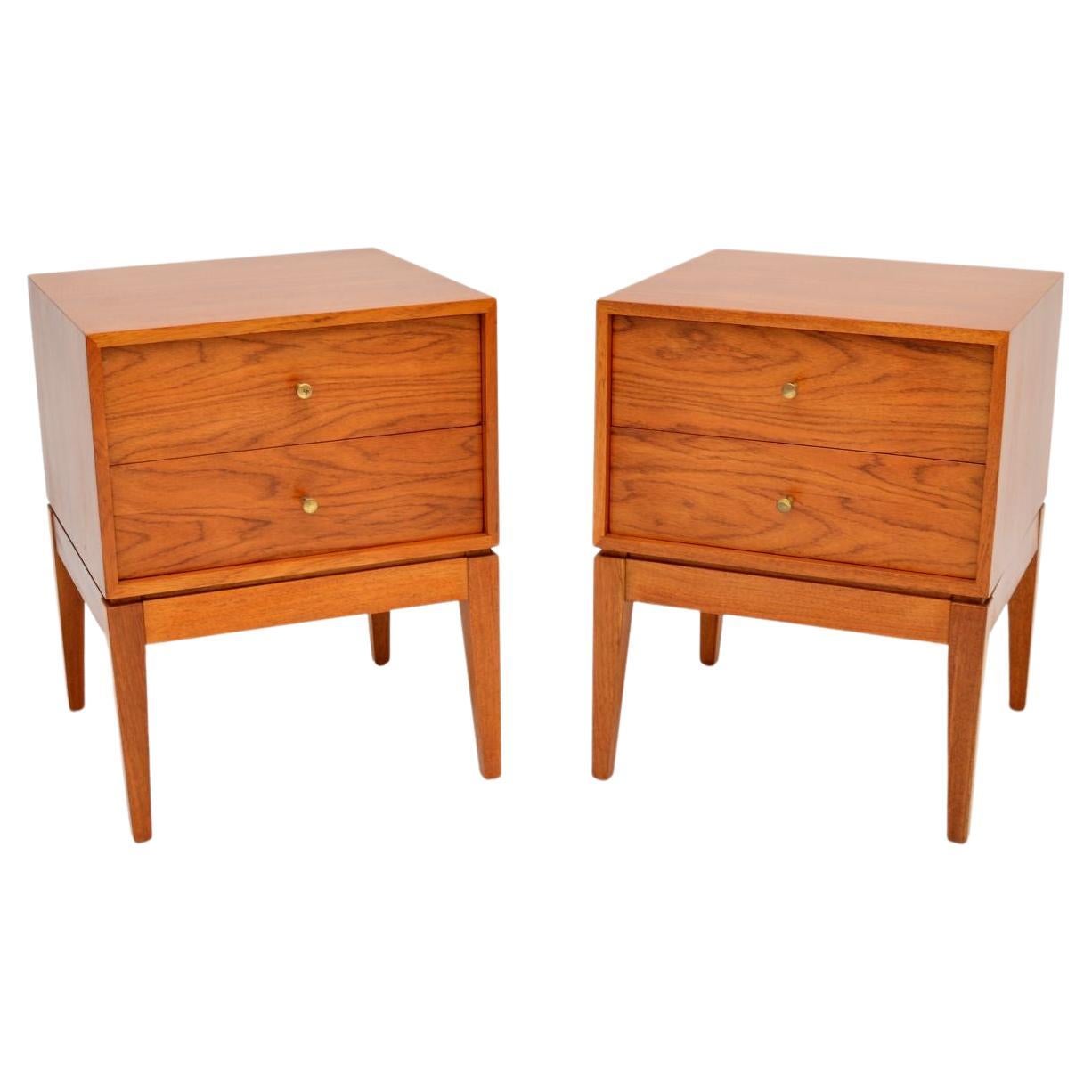1960s Pair of Bedside Chests by Uniflex