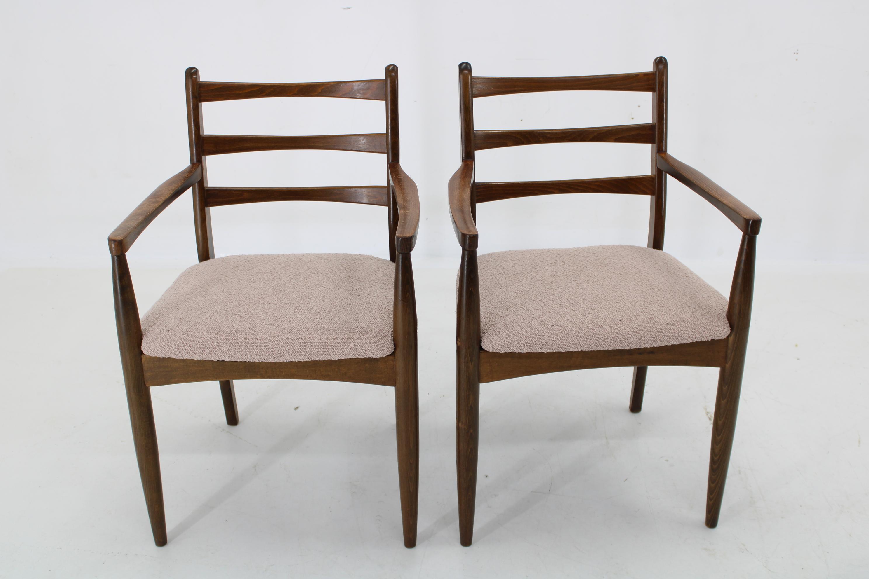 1960s Pair of Beech Armchairs, Czechoslovkia For Sale 4