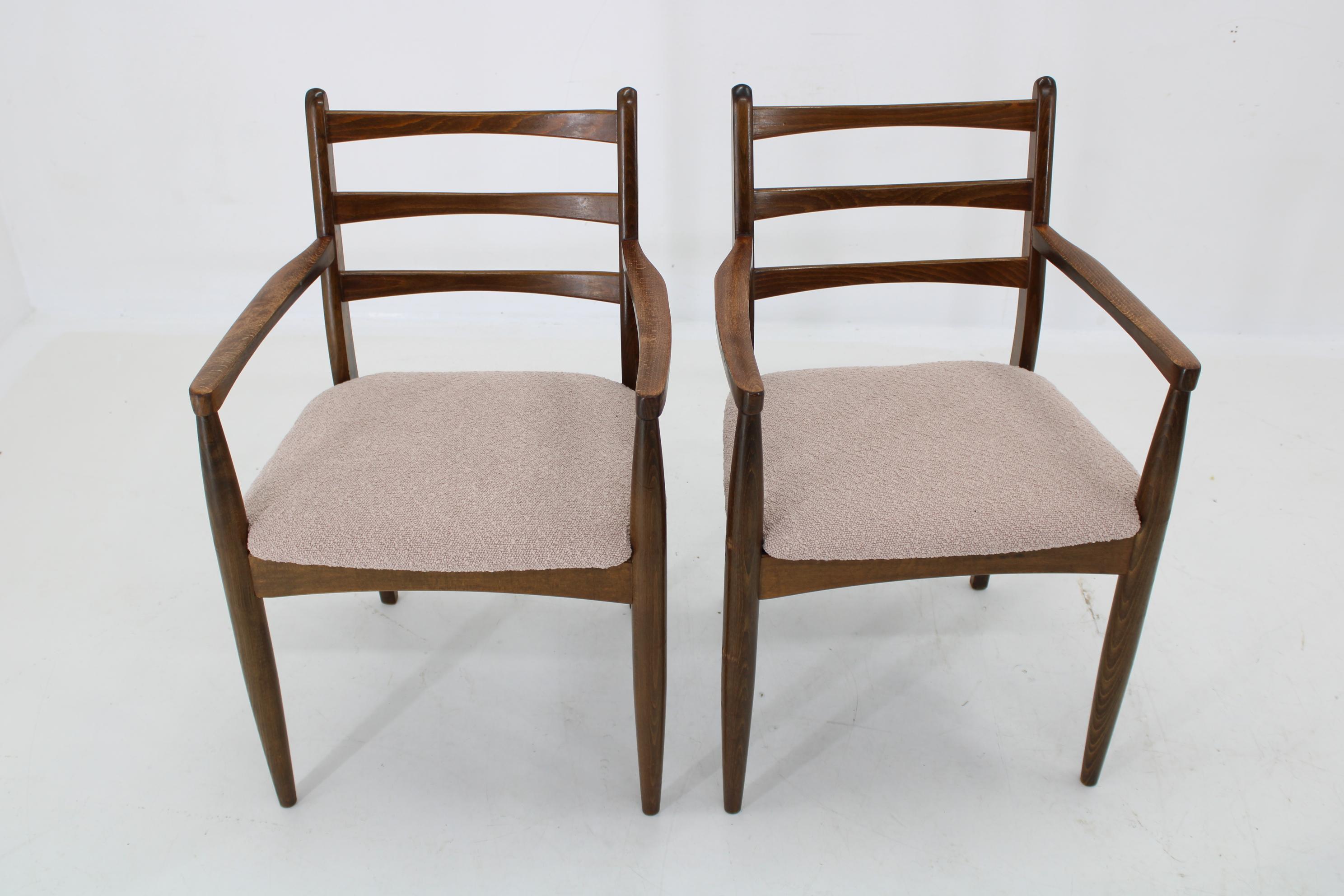 1960s Pair of Beech Armchairs, Czechoslovkia For Sale 5