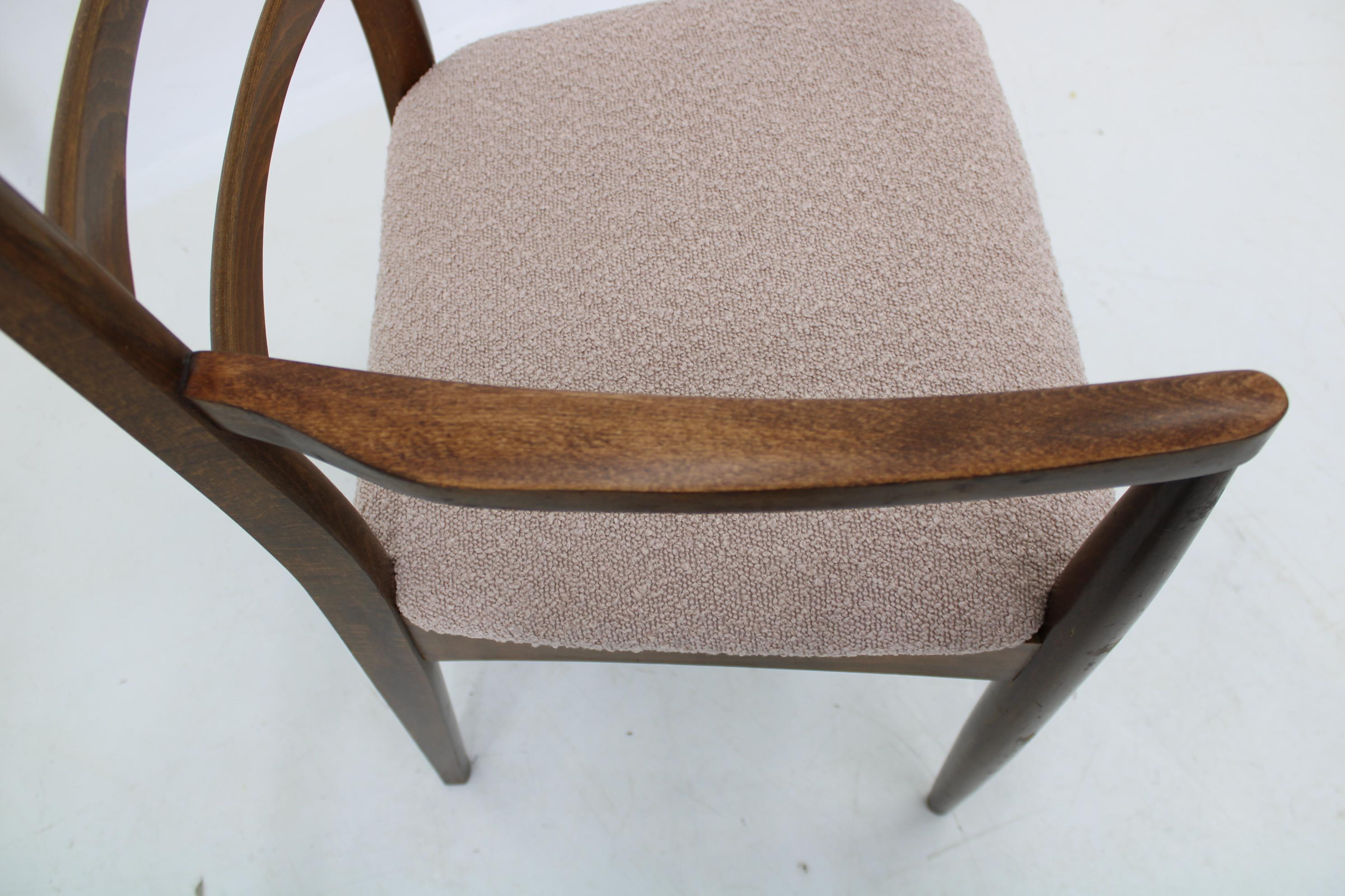 1960s Pair of Beech Armchairs, Czechoslovkia For Sale 10
