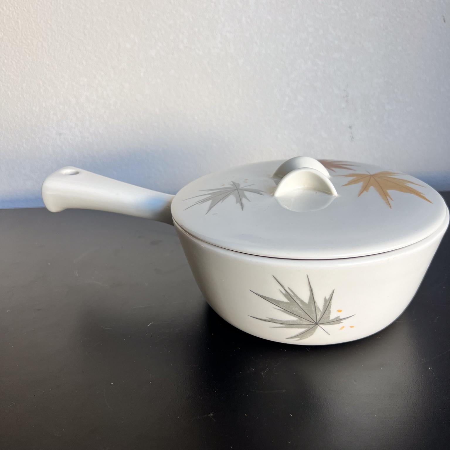 1960s Pair of Ben Seibel Iroquois Harvest Cooking Pot Set For Sale 5