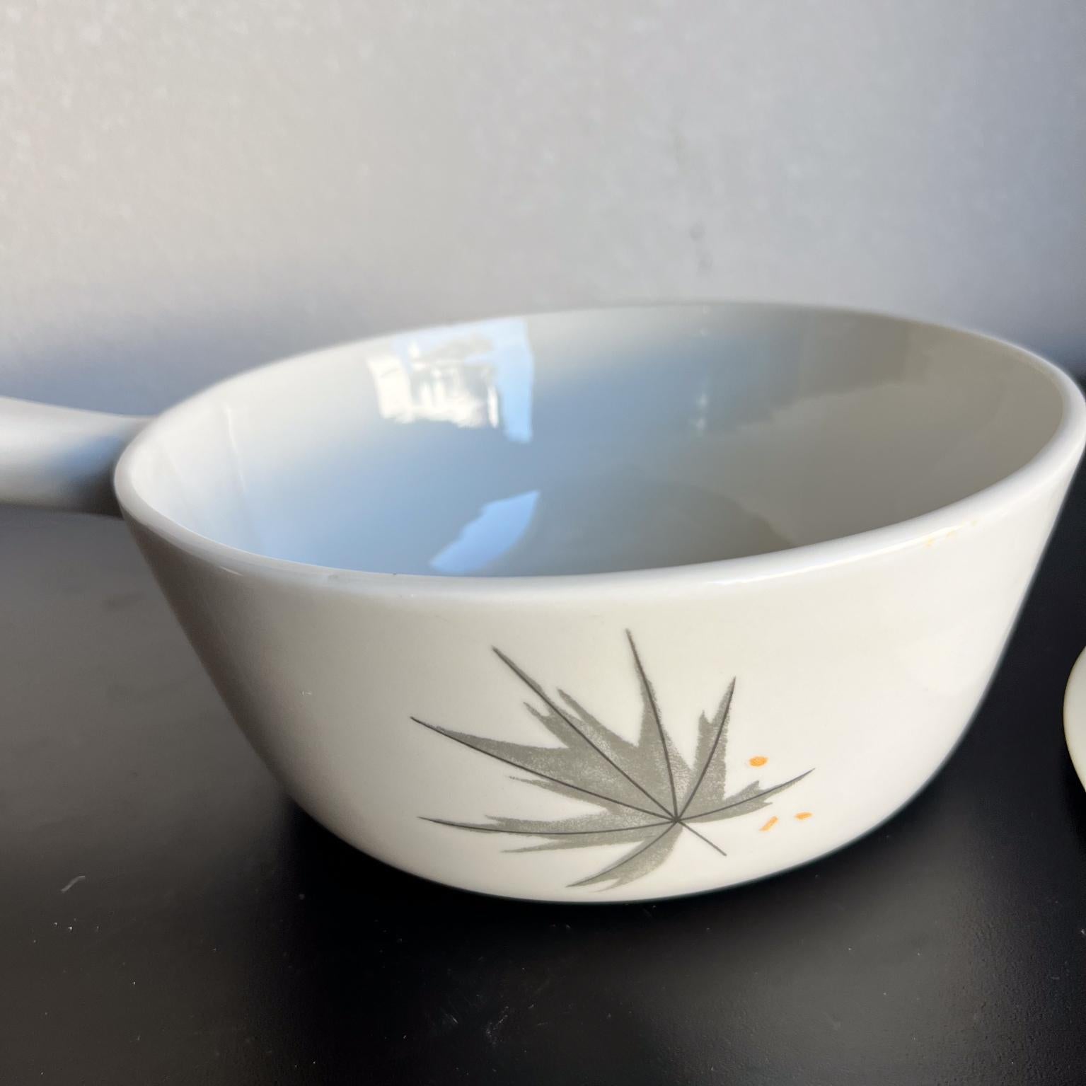 1960s Pair of Ben Seibel Iroquois Harvest Cooking Pot Set For Sale 8