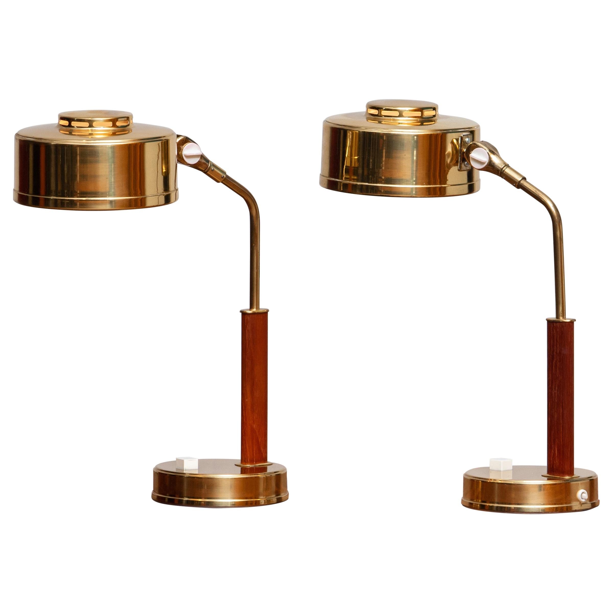 Beautiful set of two table / desk lamps by BJS Skellefteå in brass and teak.
Technically 100% and suitable for 230 and 110 volts. (Bulb size E27 E28)
Overall condition is good.