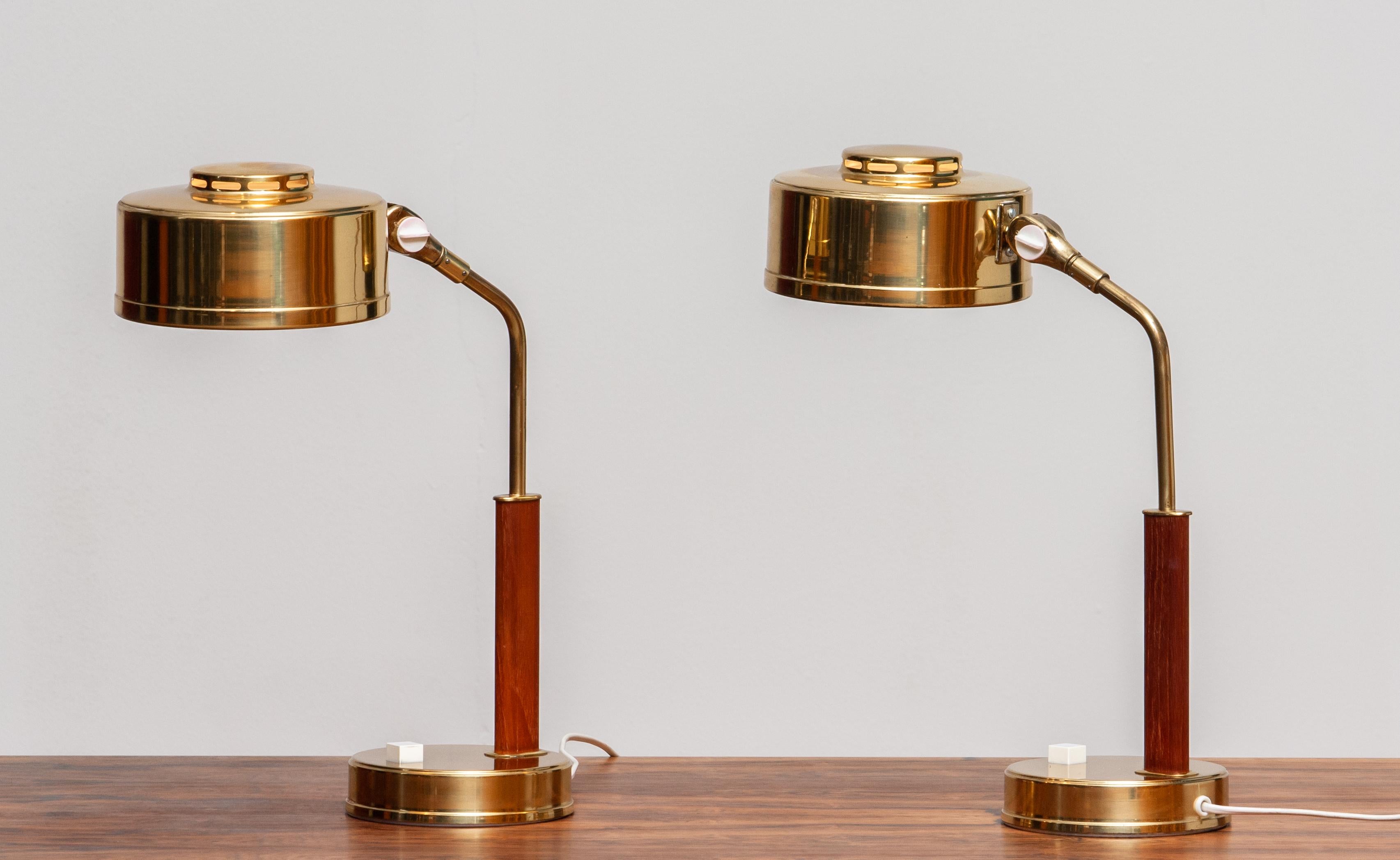 1960s, Pair of Brass and Teak Table or Desk Lamps by Bjs Skellefteå, Sweden In Good Condition In Silvolde, Gelderland