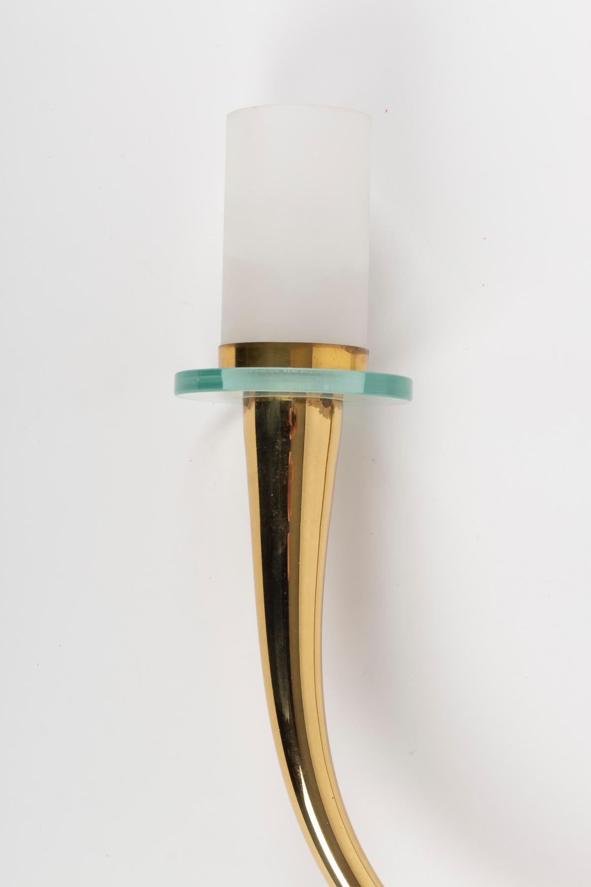 Italian 1960s Pair of Brass Sconces in the Style of Gio Ponti