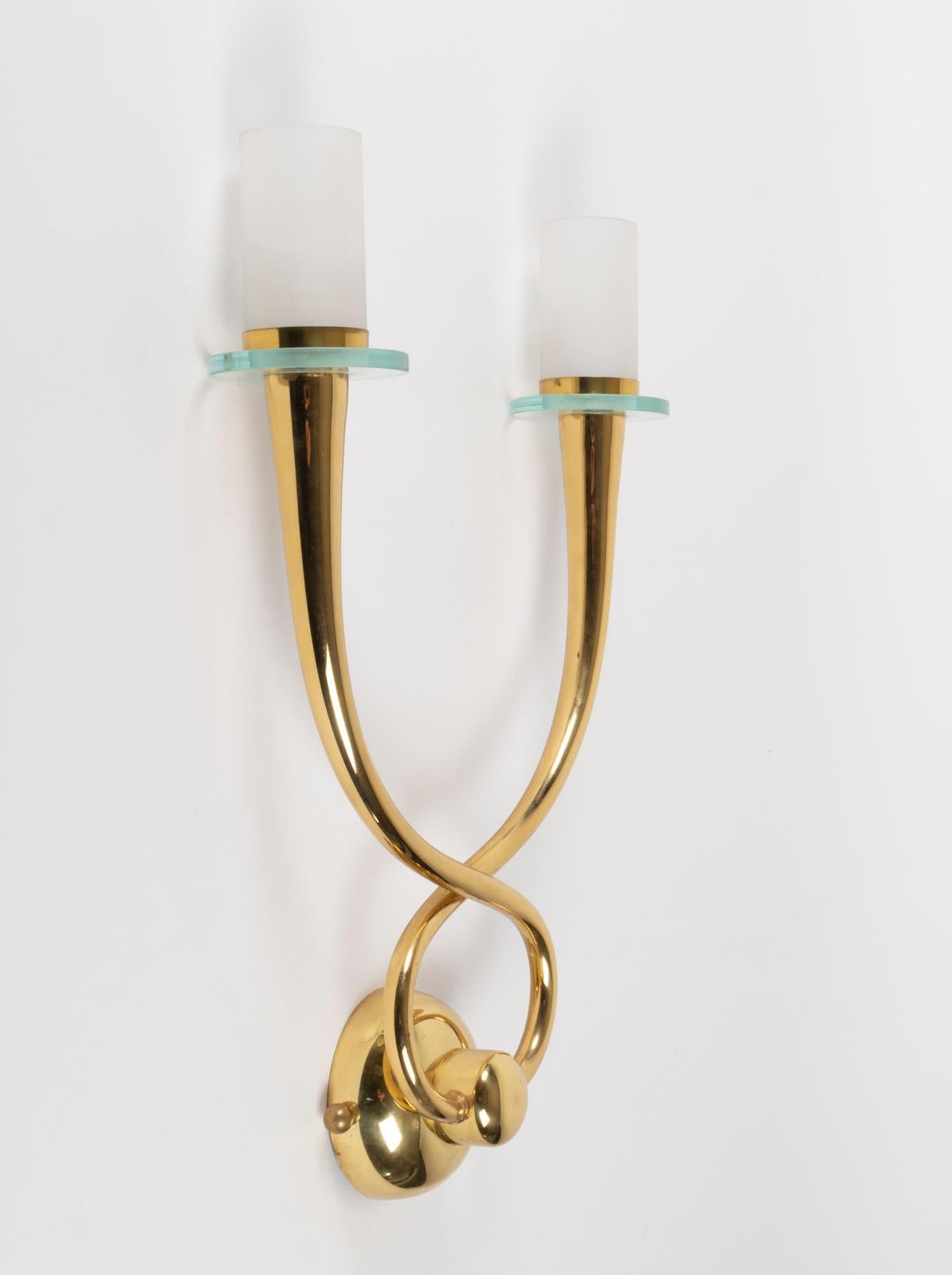 1960s Pair of Brass Sconces in the Style of Gio Ponti In Good Condition In Saint-Ouen, FR