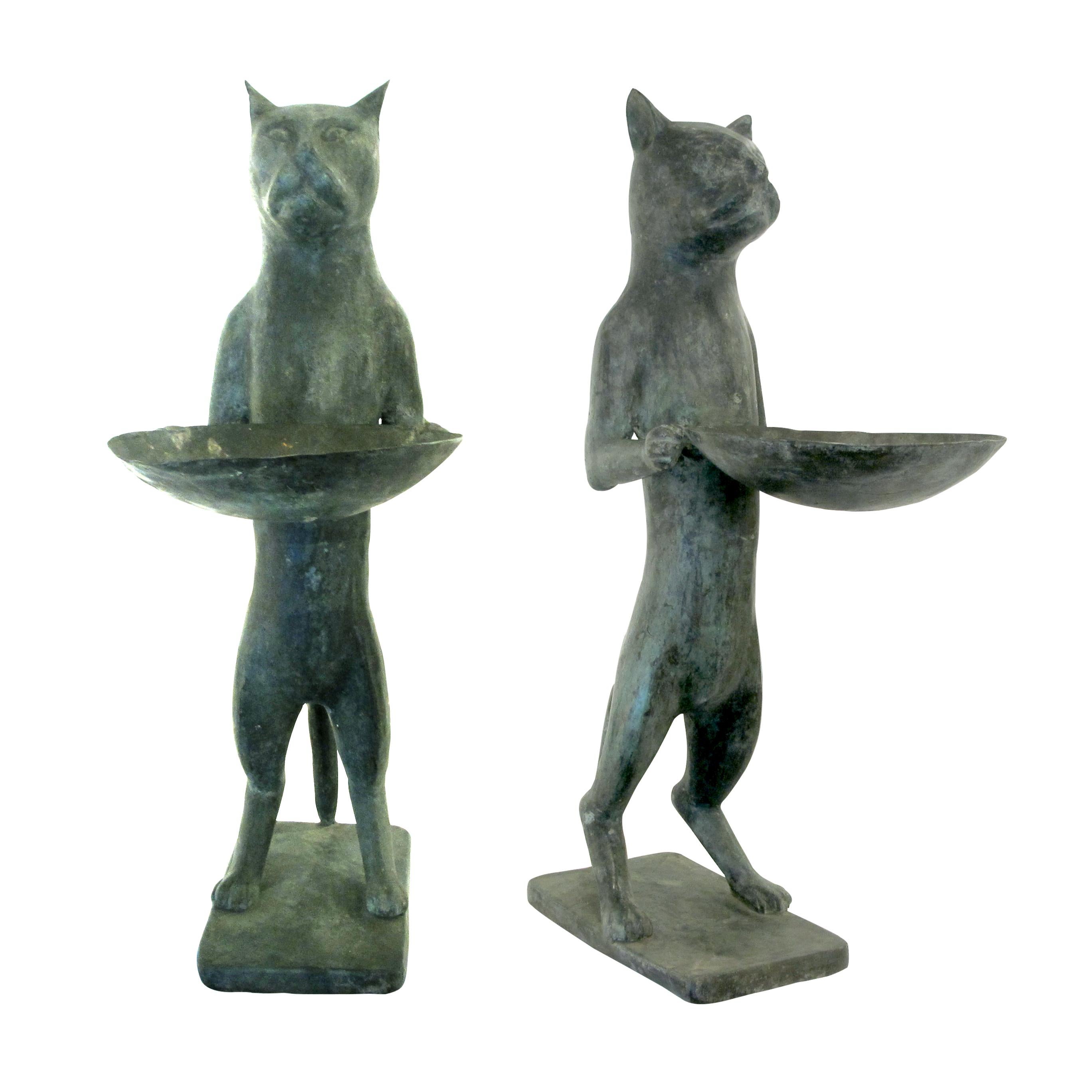 Mid-Century Modern 1960s Pair of Bronze Bird Baths Cat Statues in the Style of Diego Giacometti, En