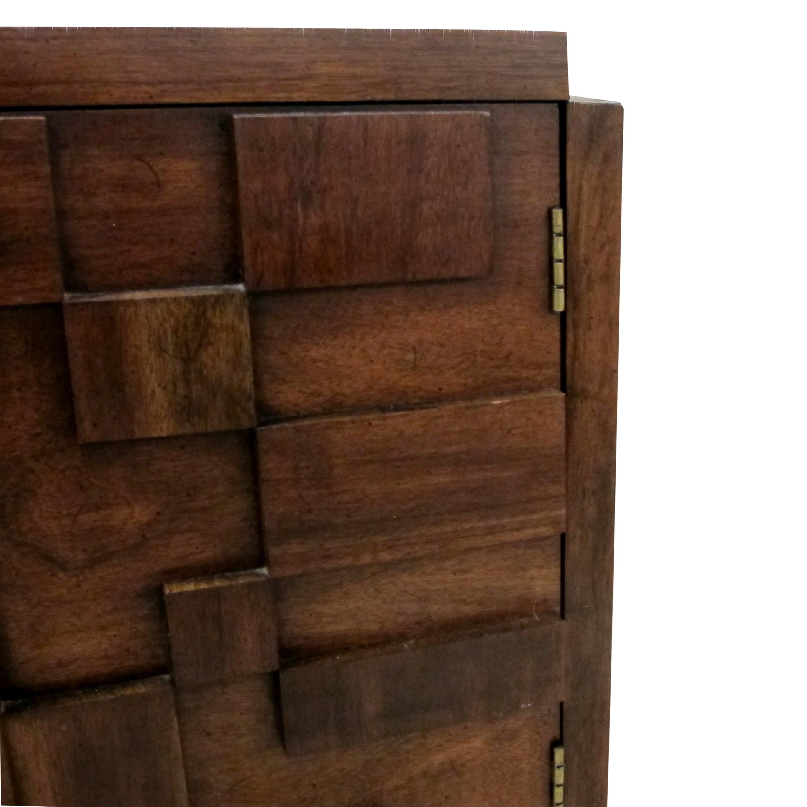 1960S Pair of “Brutalist” Walnut Staccato Paul Evans Bedside/End Tables by Lane For Sale 2