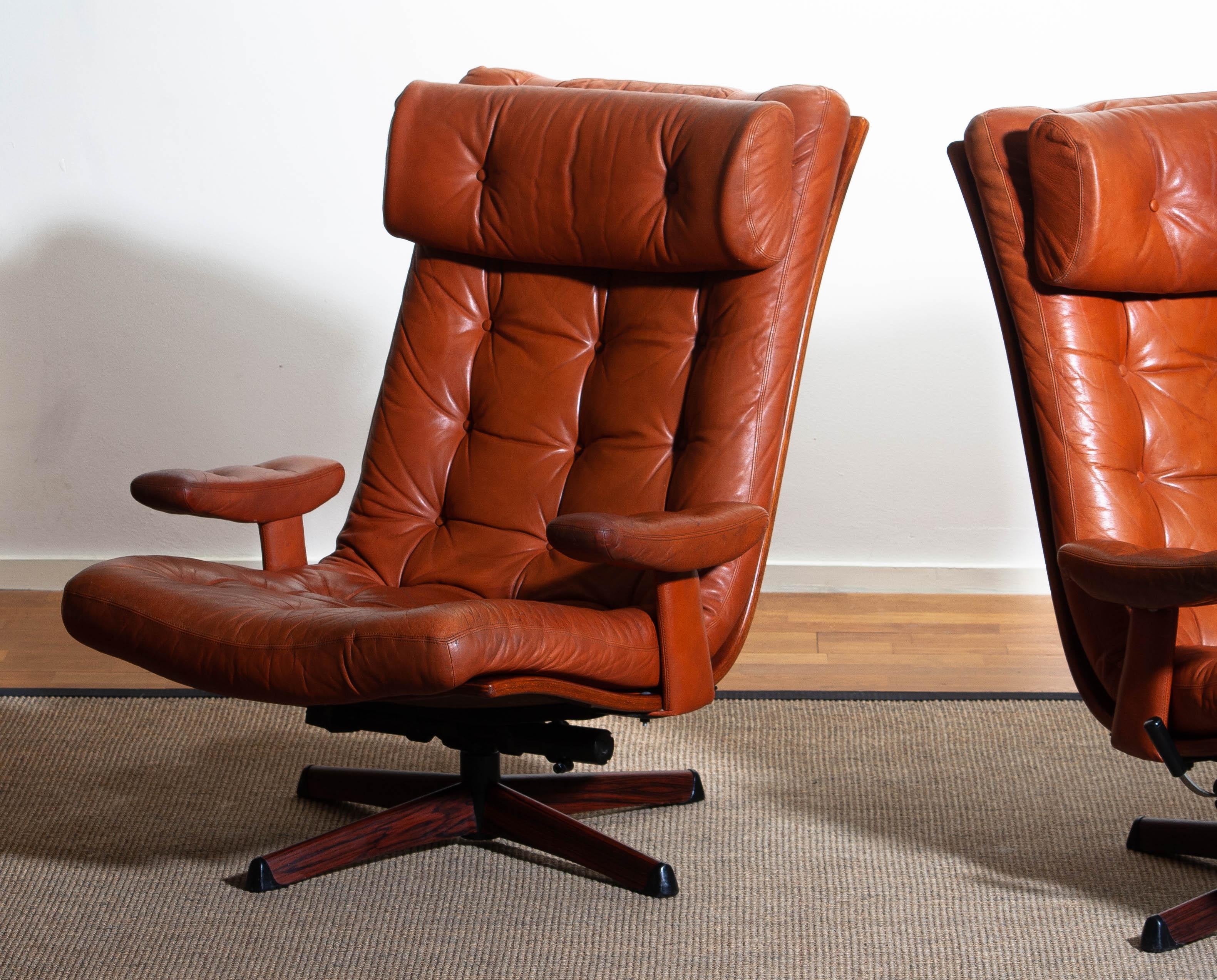 1960s Pair of Cognac Leather Swivel and Relax Lounge Chairs, Göte Design Nässjö 1
