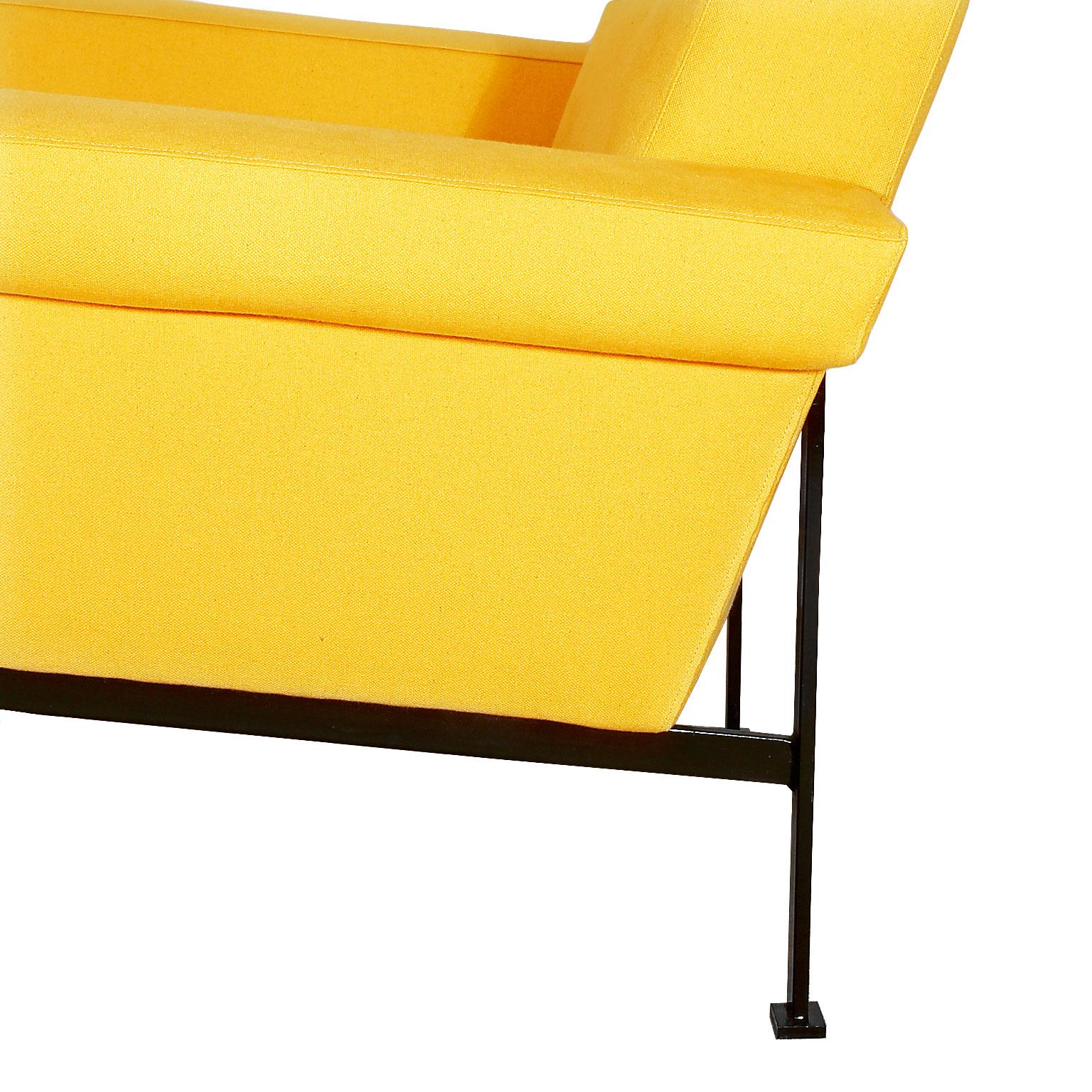1960s Pair of Cubist Armchairs, Wrought Iron, Yellow Cotton Upholstery, Italy 3