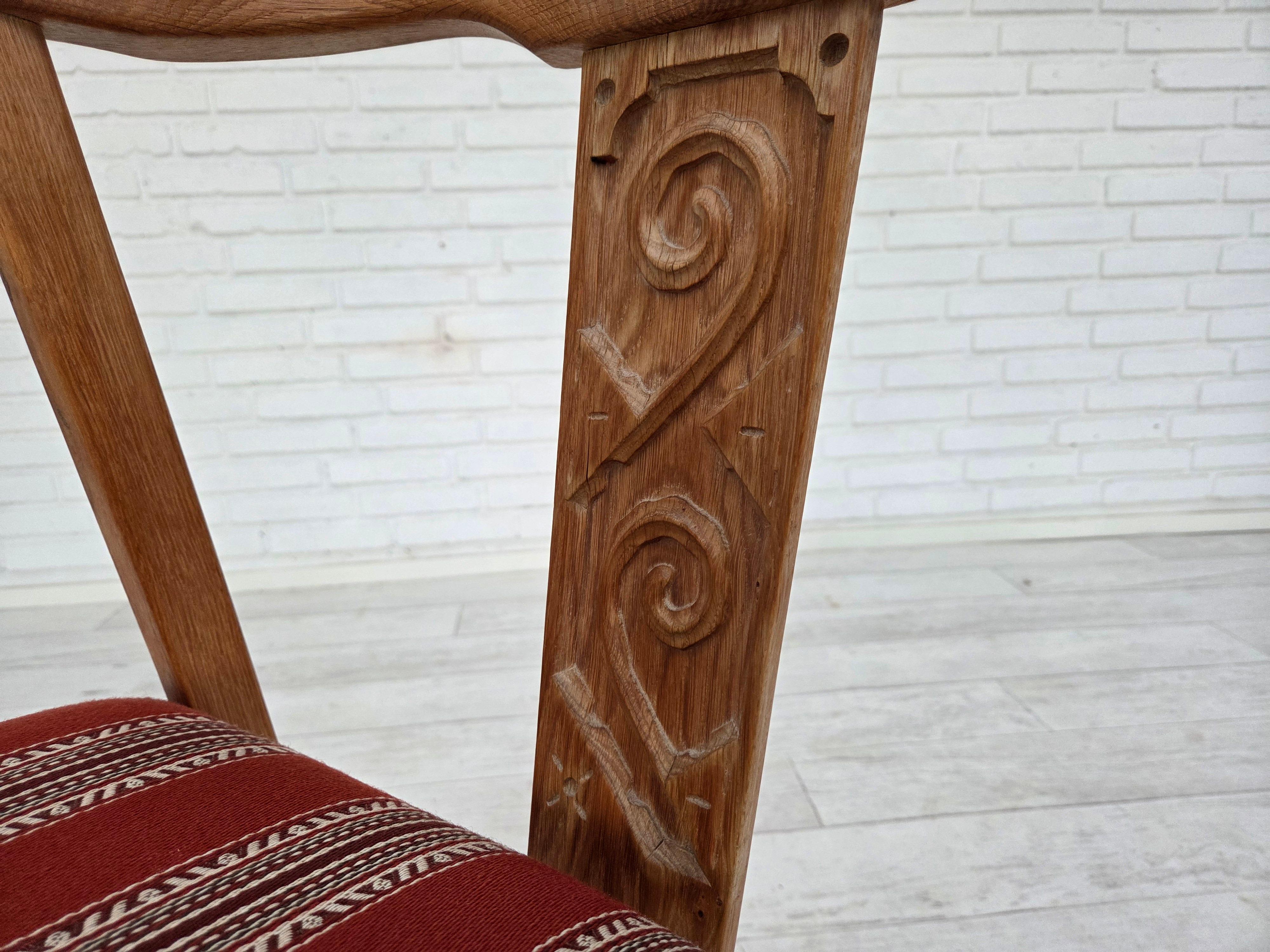 1960s, pair of Danish dining chairs, solid oak wood, furniture wool. For Sale 13