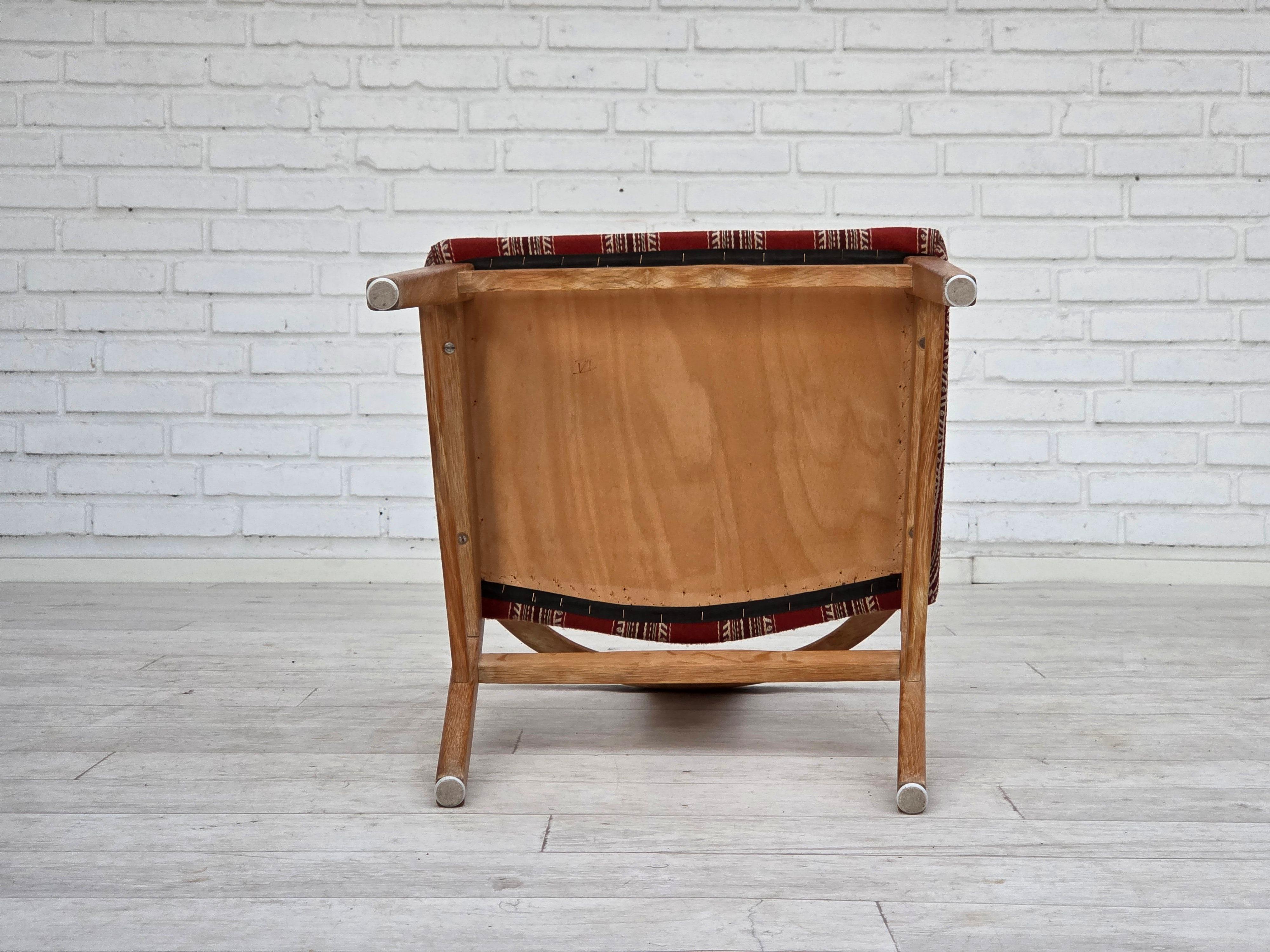 1960s, pair of Danish dining chairs, solid oak wood, furniture wool. For Sale 14