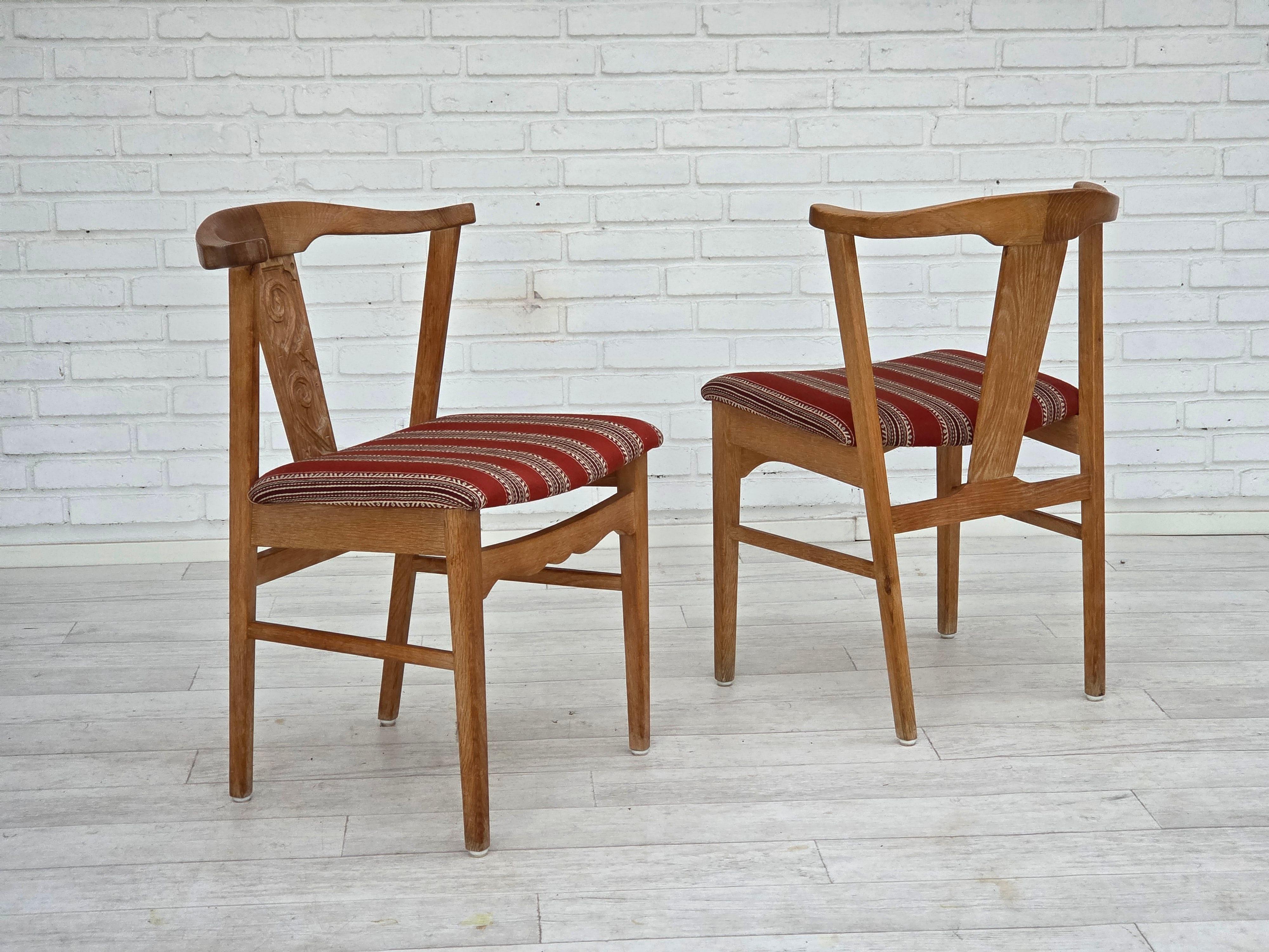 Scandinavian Modern 1960s, pair of Danish dining chairs, solid oak wood, furniture wool. For Sale