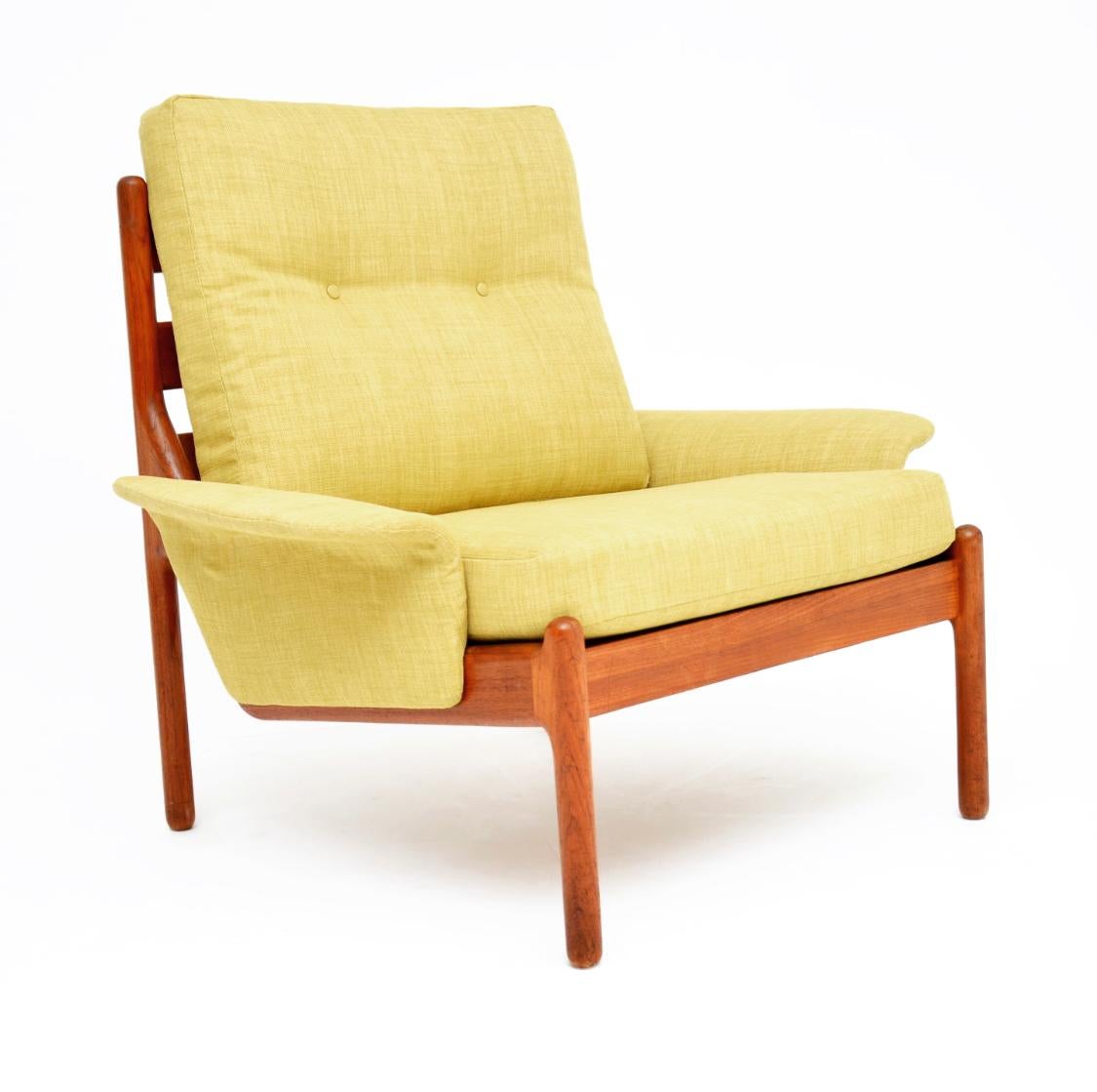 Mid-Century Modern 1960s Pair of Danish Teak Armchairs by Johannes Andersen